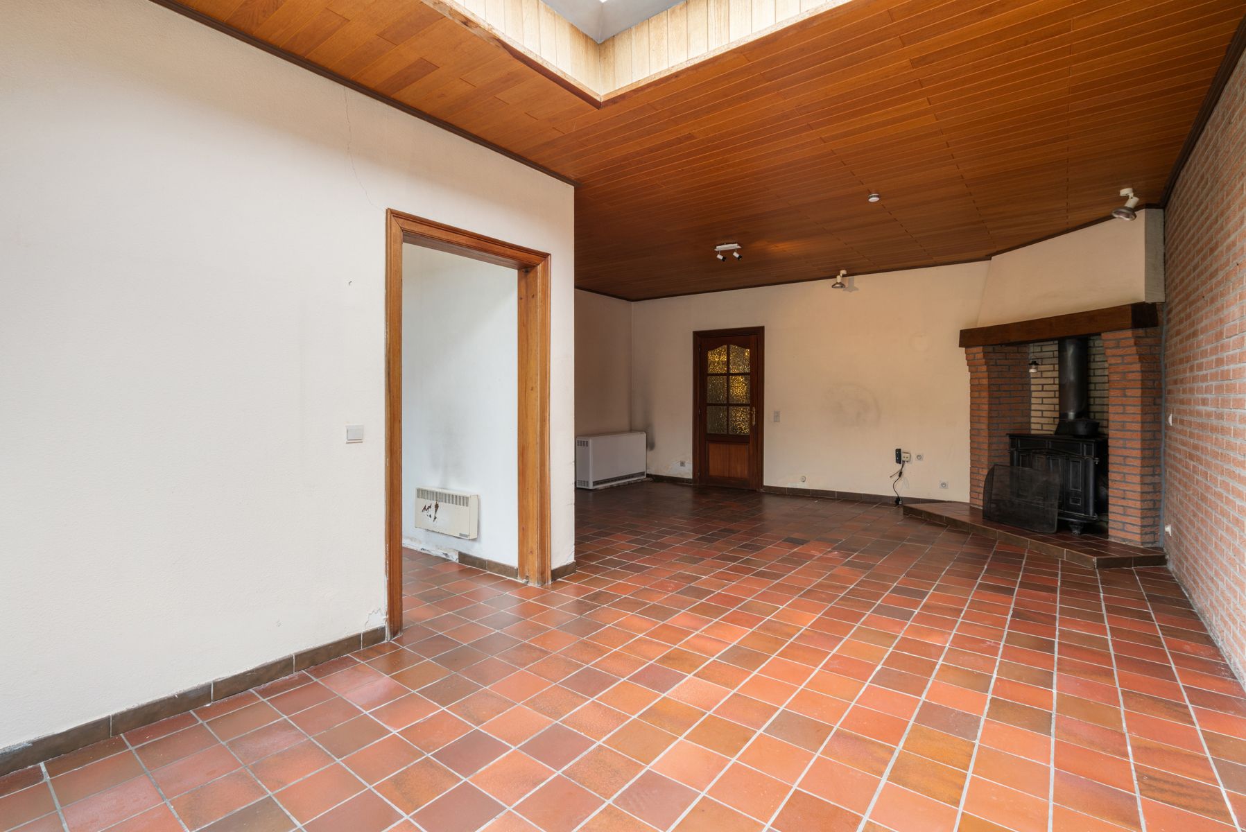 Te renoveren woning met 3 slaapkamers  foto 6