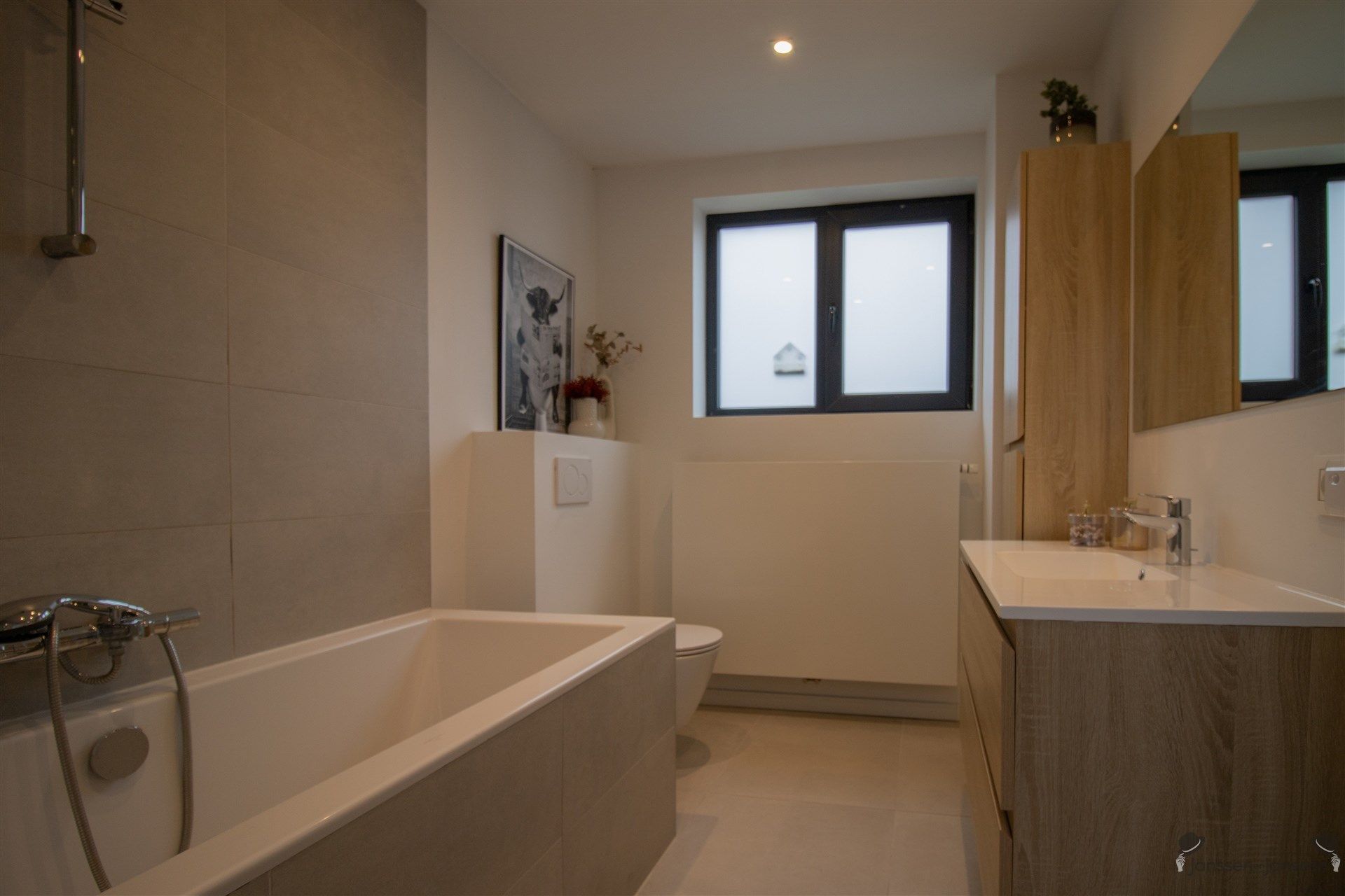 Gerenoveerde bel-étage met 3 slaapkamers op 165 m² foto 10