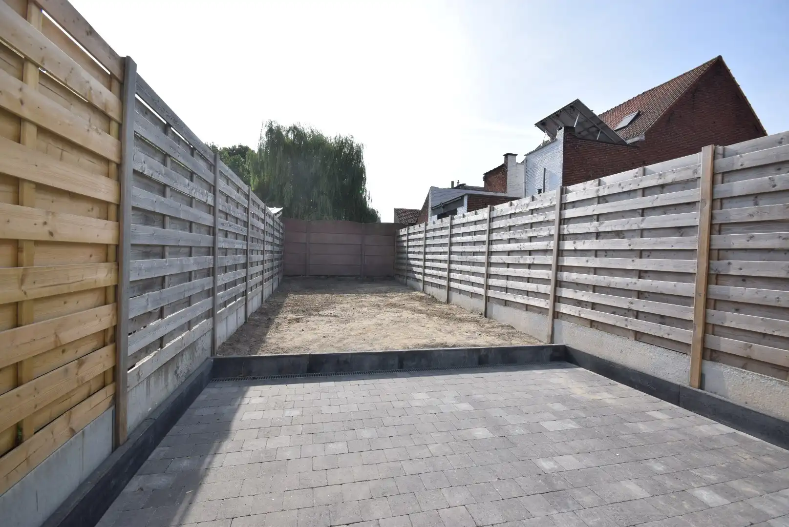 STIJLVOL VOLLEDIG GERENOVEERDE WONING MET STADSTUIN NABIJ HET CENTRUM VAN ROESELARE foto 15