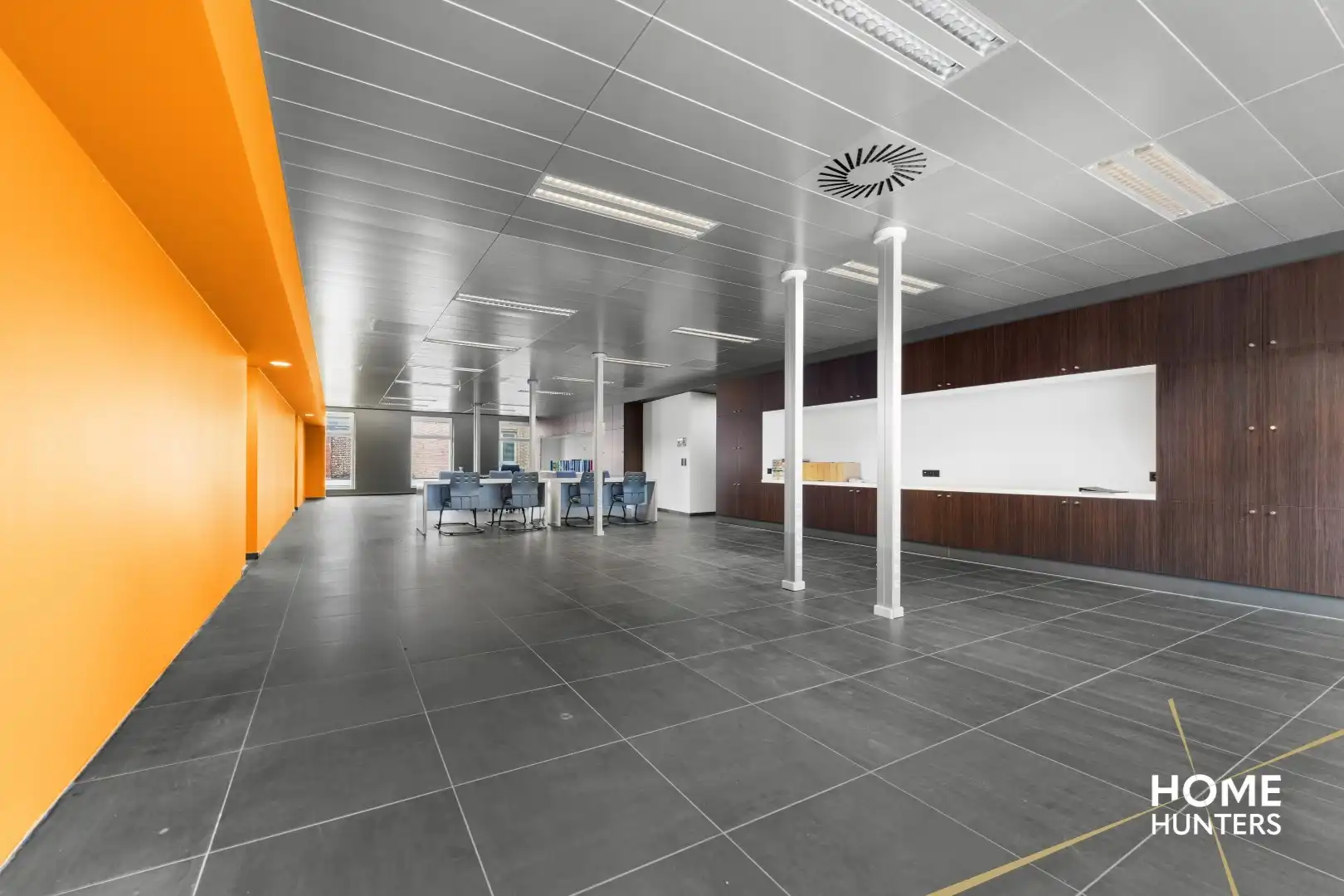 Riant appartement in het hart van Ieper foto 5