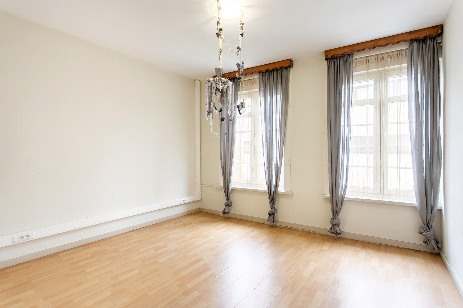 Te renoveren woning nabij centrum Halle foto 12