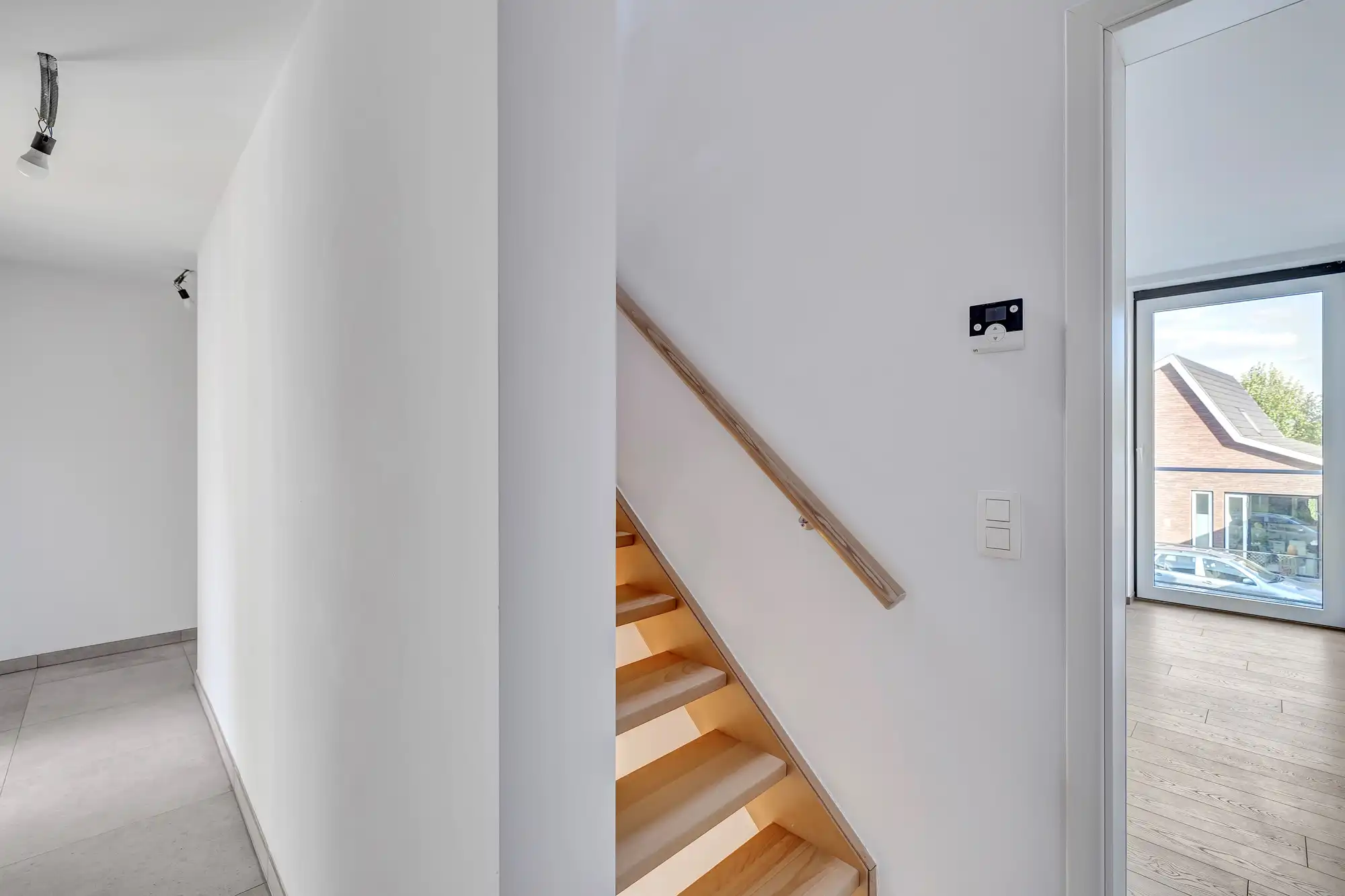 Volledig afgewerkte nieuwbouwwoning met 5 slaapkamers foto 19