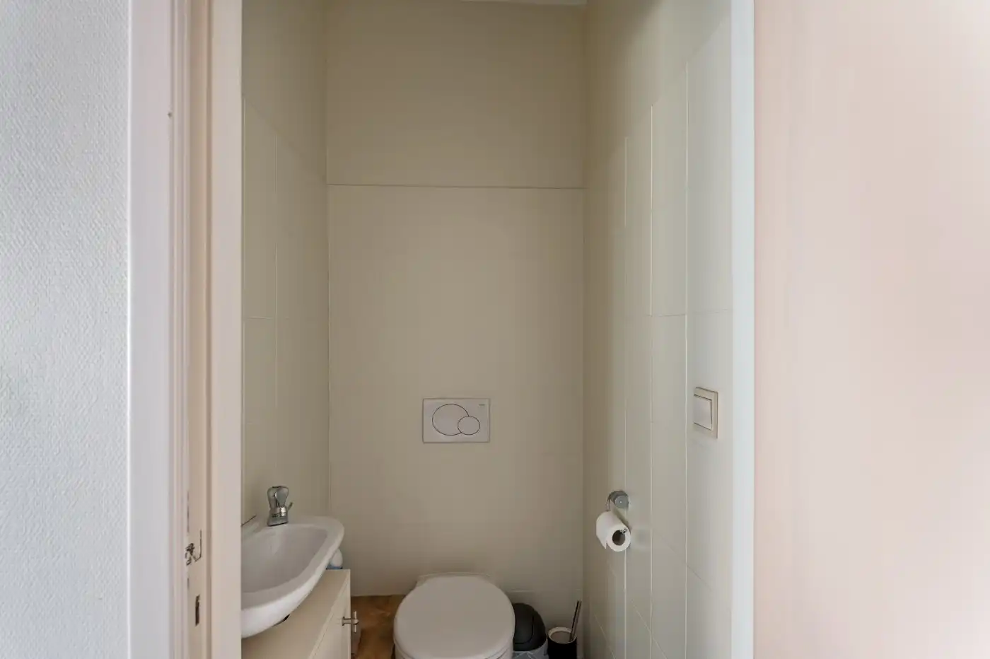 Ruime woning met commerciële ruimte, 2 slpk. en tuin foto 24