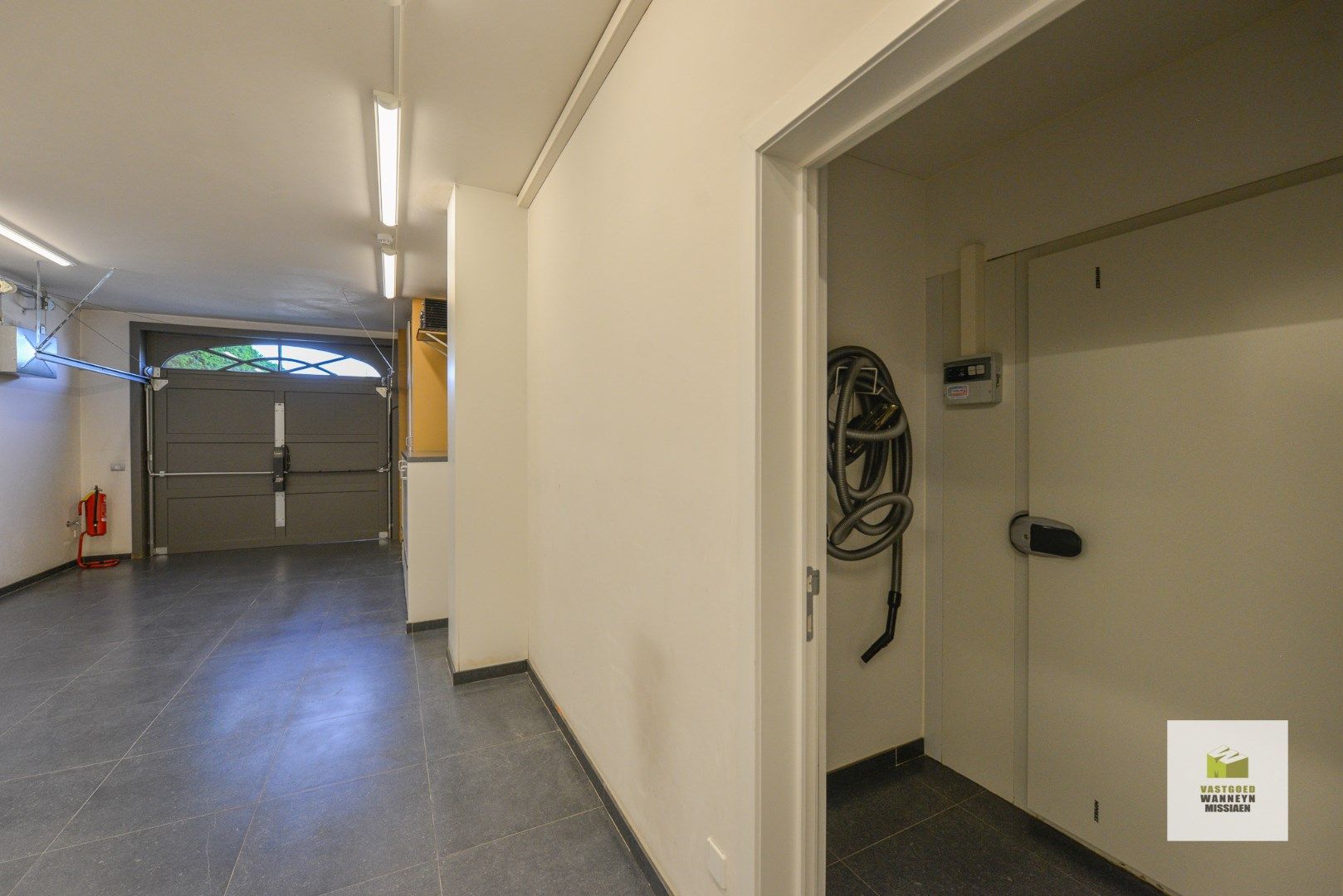 Luxueuze woning met 3 slpk, zwembad en polyvalente ruimte van 115 m2   foto 12