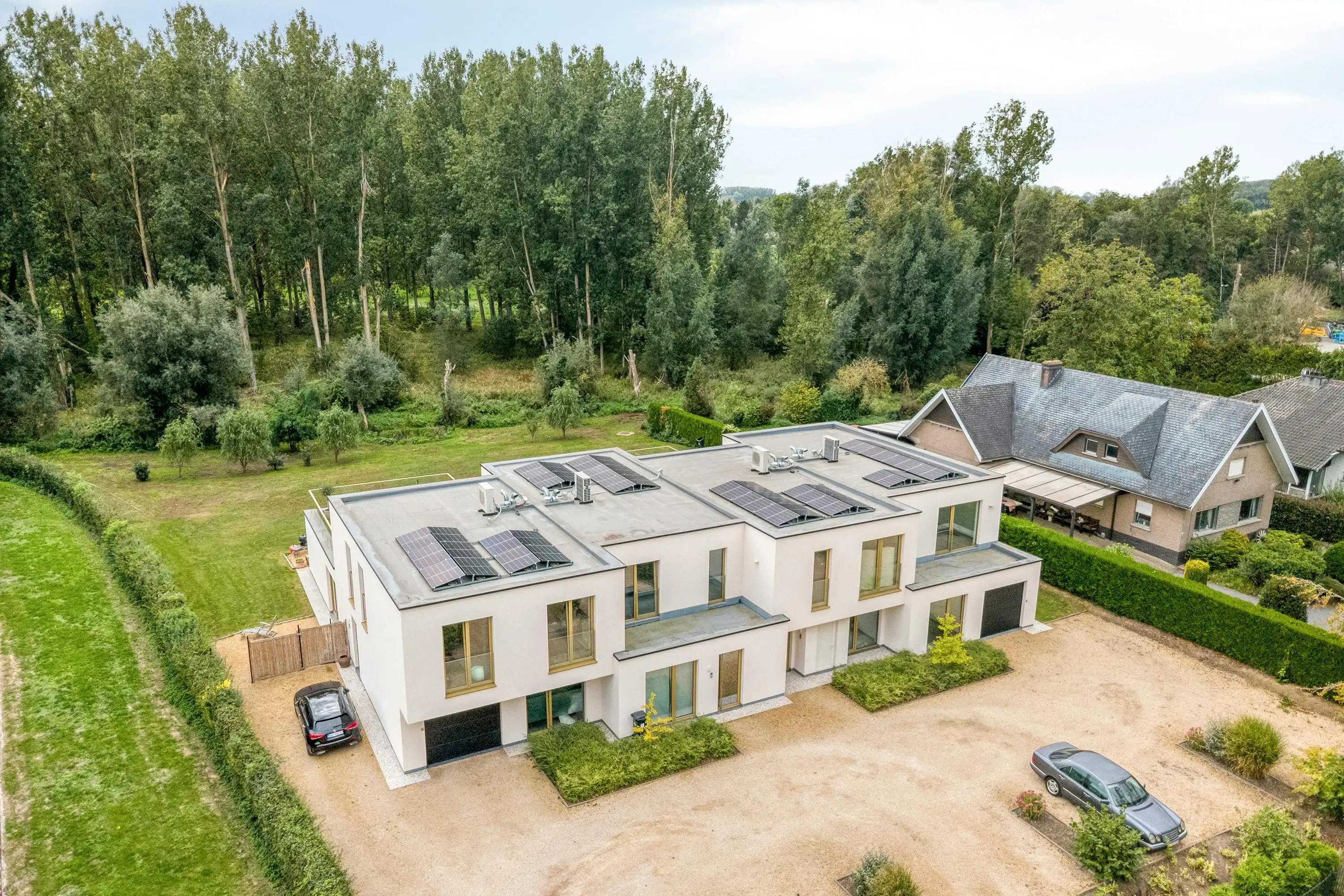 Luxueuze passiefwoning met zuidgerichte tuin foto 2