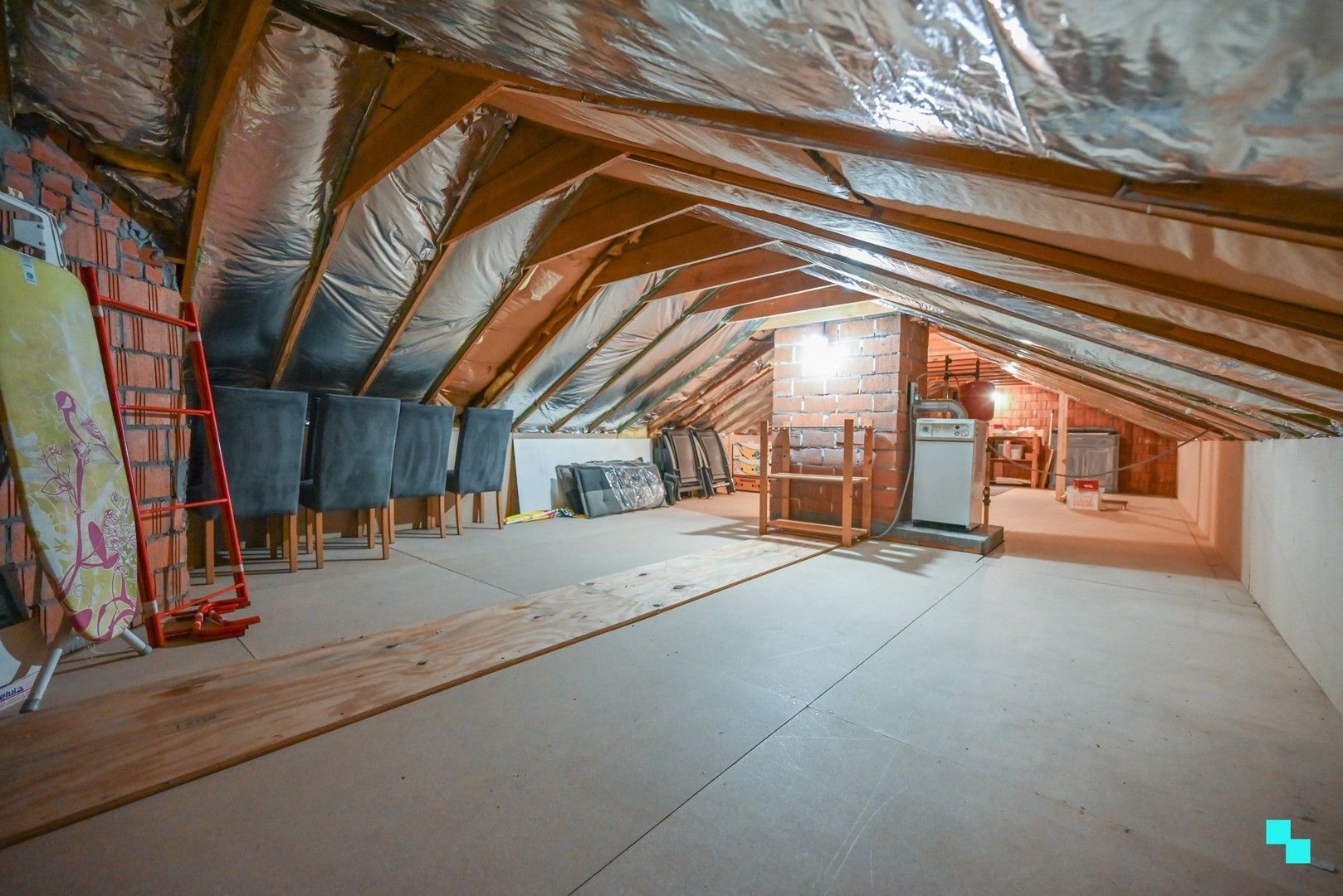 Instapklare bungalow rustig gelegen te Moorslede foto 21