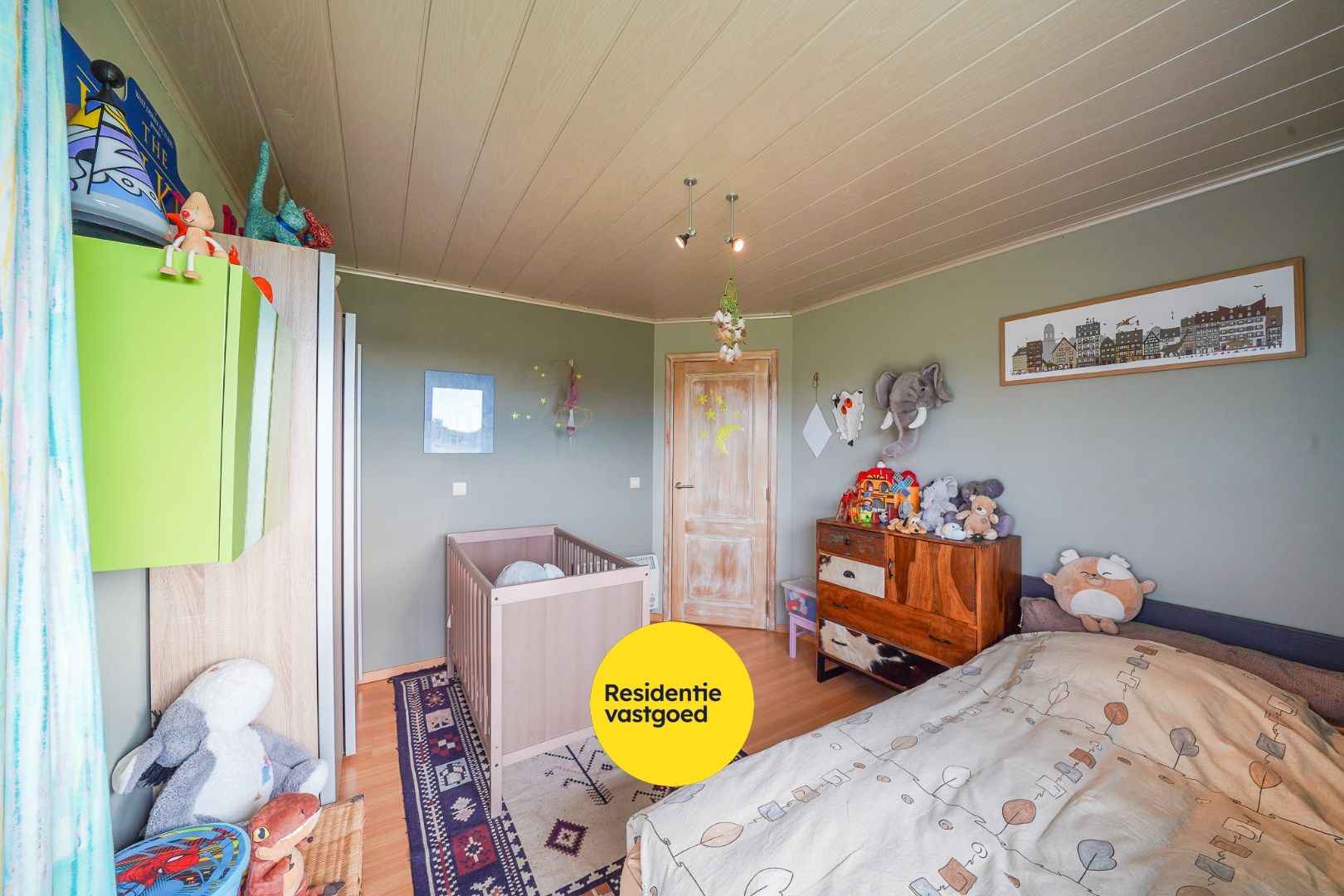 Instapklare halfopen woning met zonnige tuin, aparte garage en tuinhuis foto 23