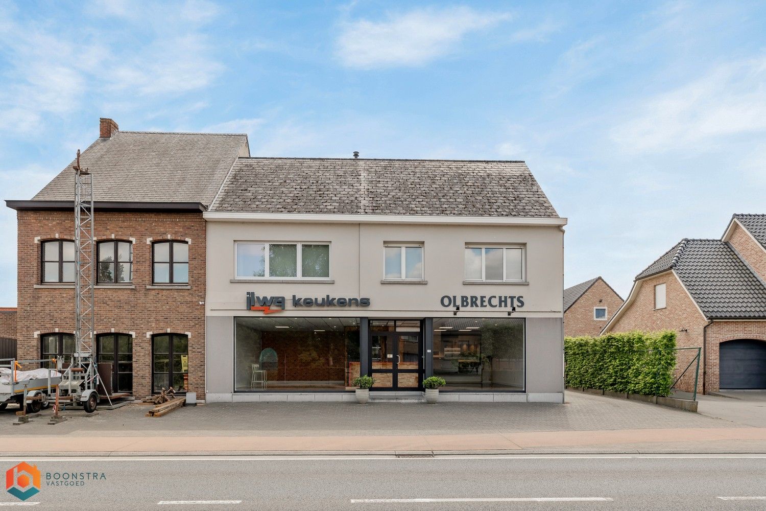 Handelsgelijkvloers met garage & woonst op toplocatie foto 28