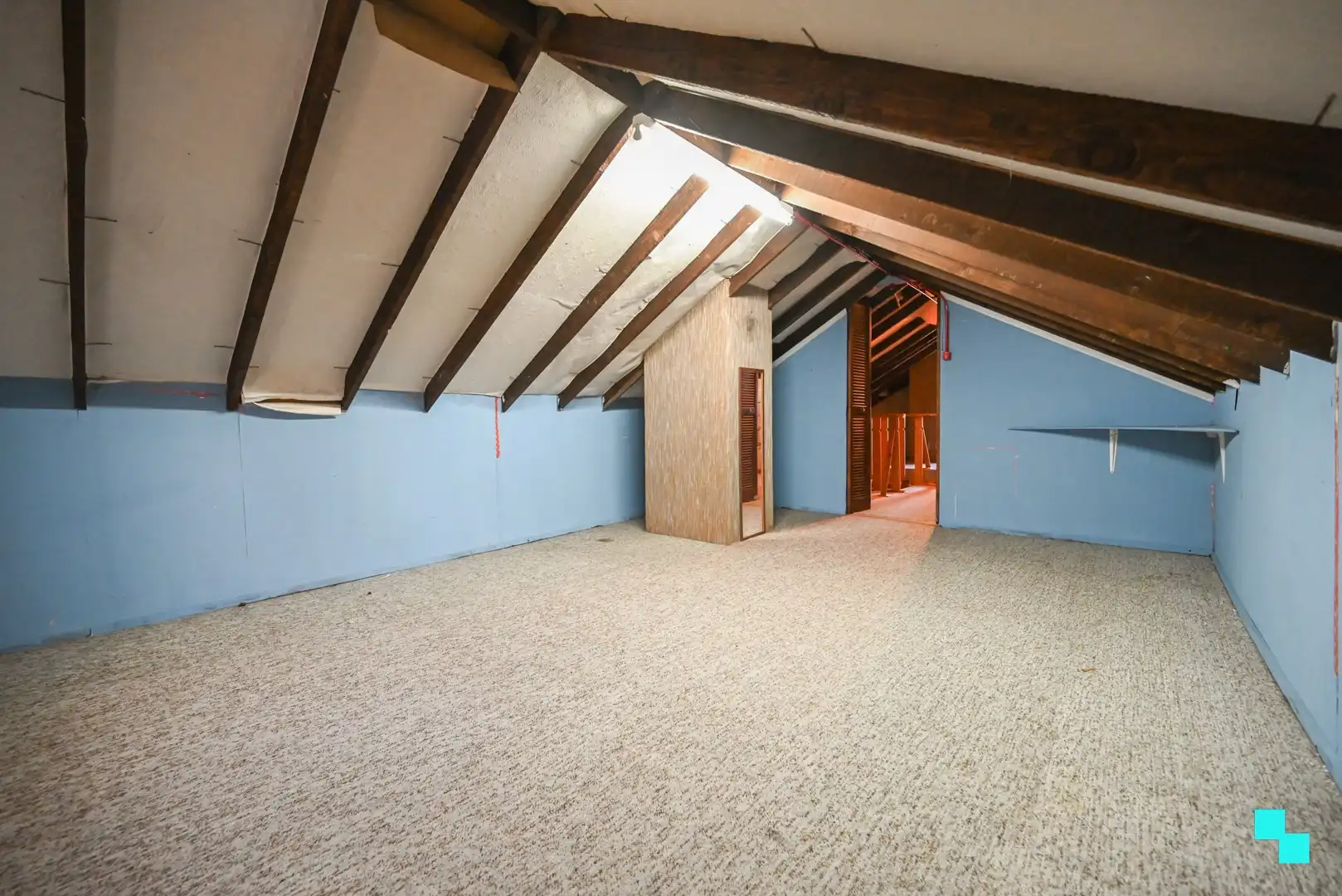 Goed onderhouden villa met garage te Izegem foto 26