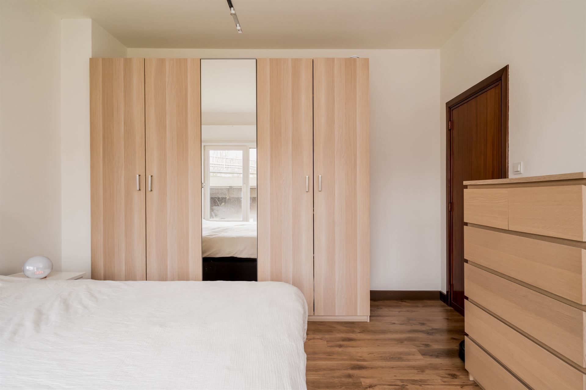 Ruime gezinswoning op perceel van 2.491m² in Mechelen-Zuid foto 12