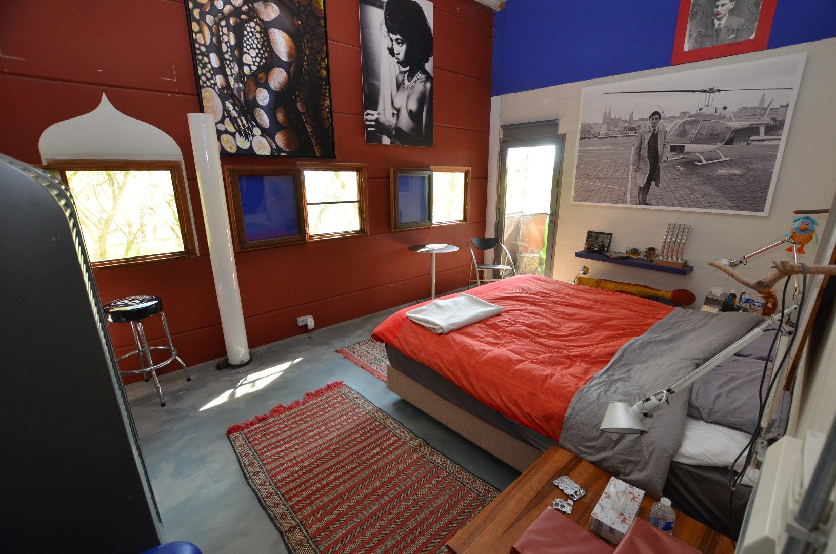 Loft met grote garage en tuin foto {{pictureIndex}}