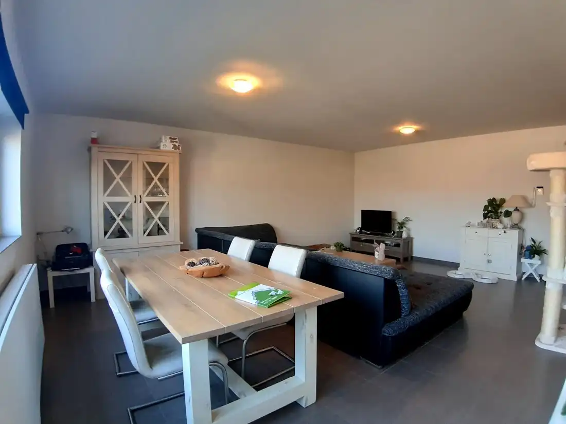 Moderne rijwoning te Zonhoven foto 2