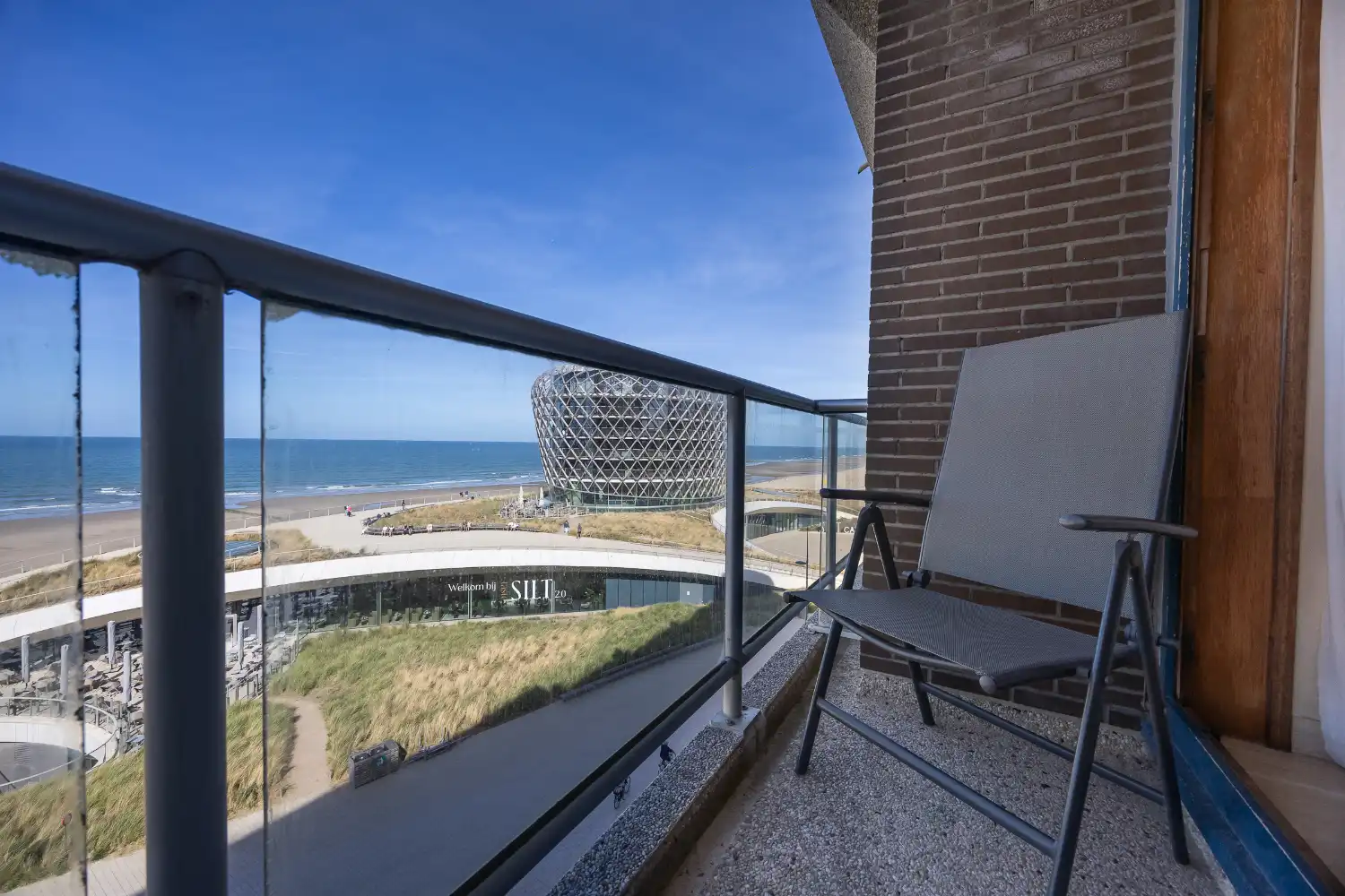 Appartement met frontaal zeezicht te koop in Middelkerke foto 5