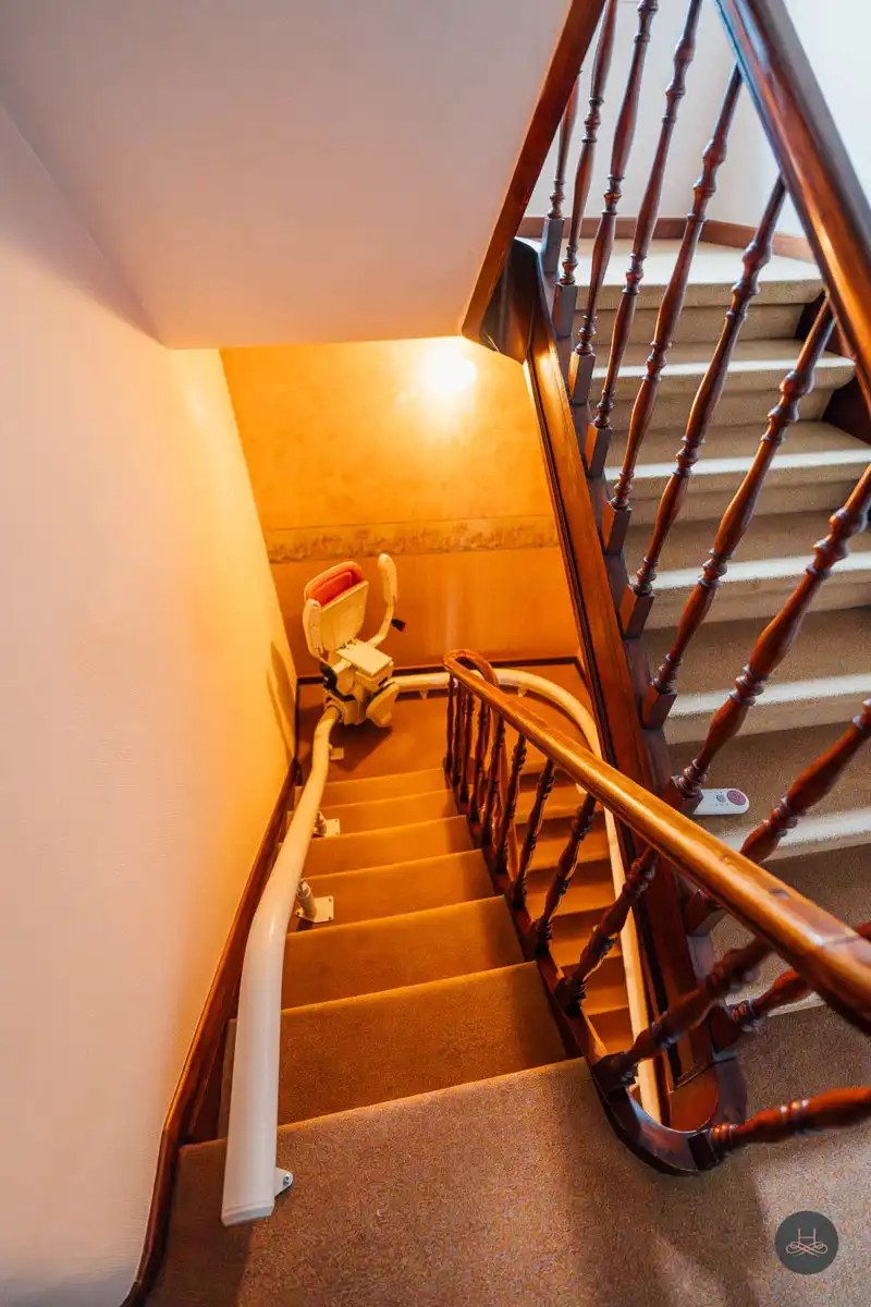 Prachtige authentieke en ruime villa met enorm potentieel foto 25