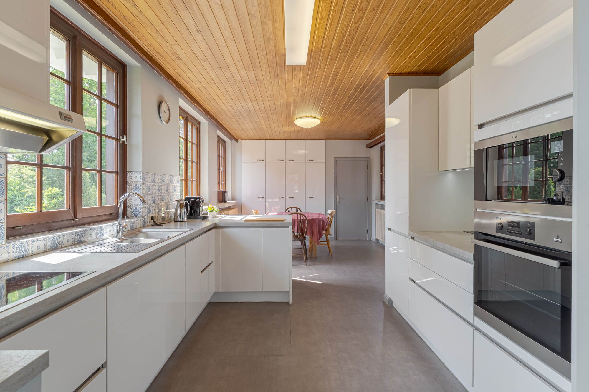 Karaktervolle woning met kantoorruimte op prachtig perceel te Dilsen-Stokkem foto 9