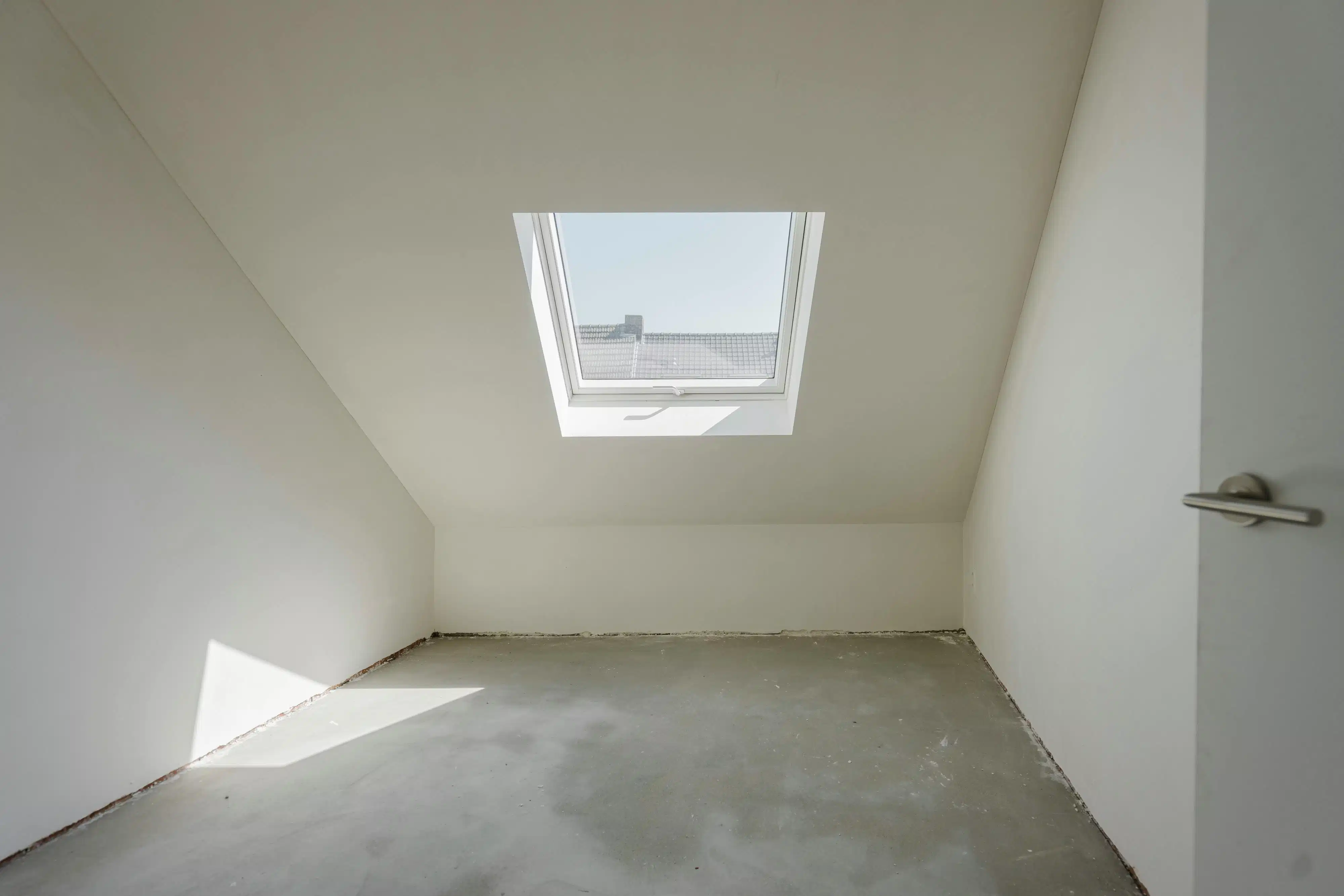 Exclusief penthouse-appartement met ruim terras in Bissegem! foto 9