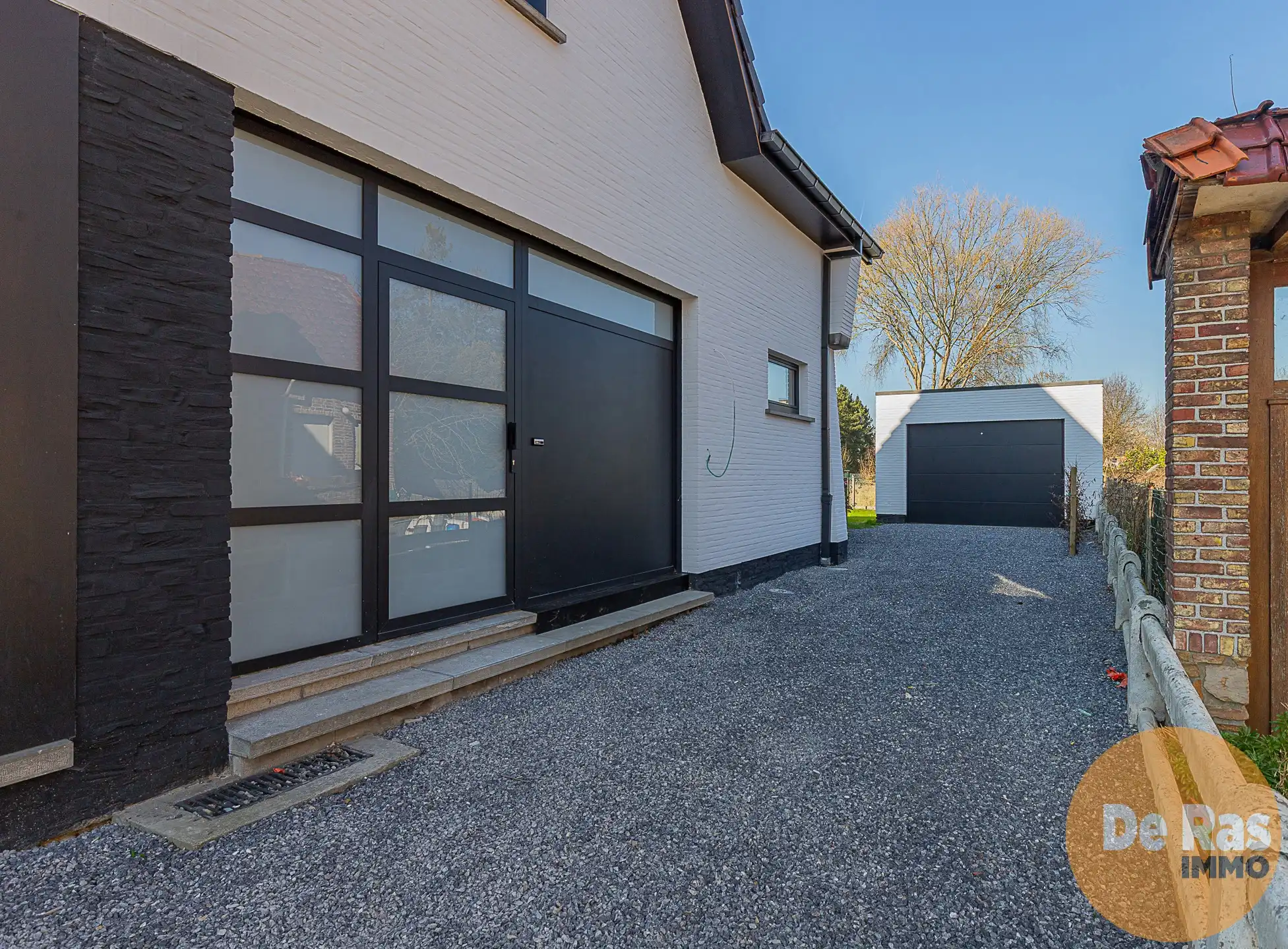 ERPE-MERE - Volledig gerenoveerde halfopen bebouwing foto 2