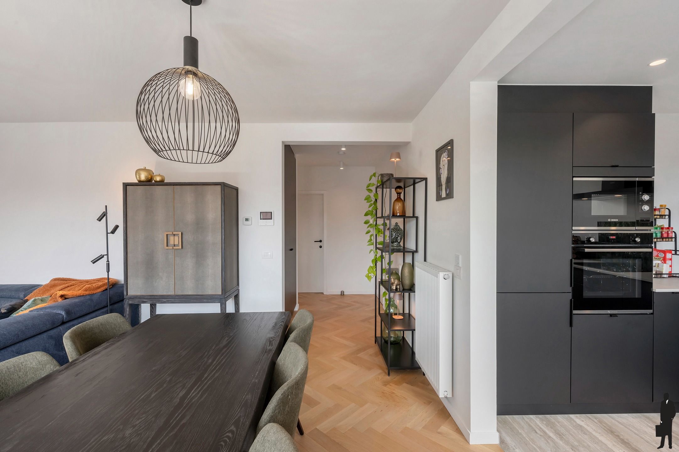 Energiezuinig, volledig gerenoveerd appartement met zonnig terras te Deurne-Zuid! foto 8