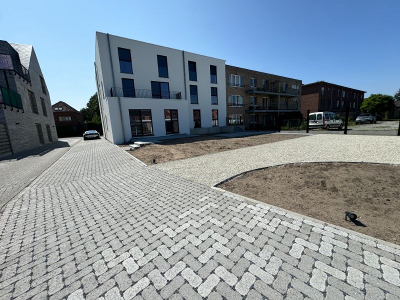 Nieuw luxe gelijkvloersapp, 2 slpk met tuin, carport & zonnepanelen foto 12