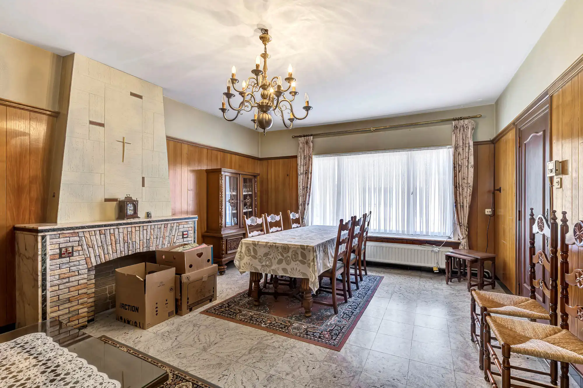 Ruime te renoveren woning met loods en bouwgrond foto 9