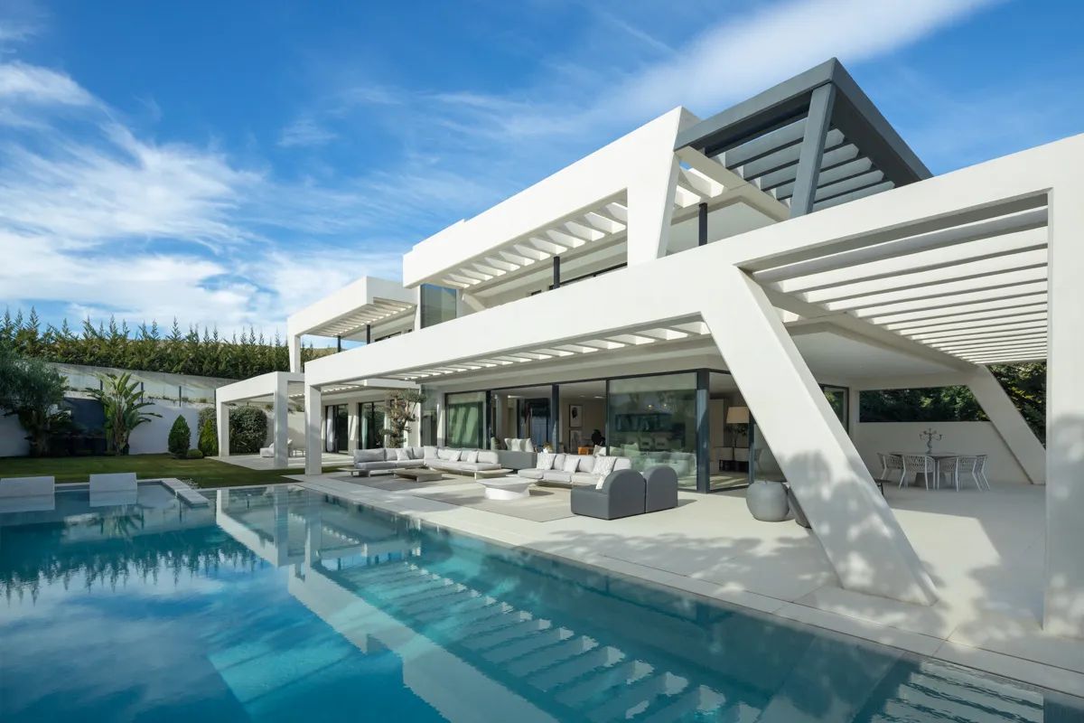 Luxueuze villa in het hart van Nueva Andalucía – jouw droomwoning bij Los Naranjos Golf Club foto 1