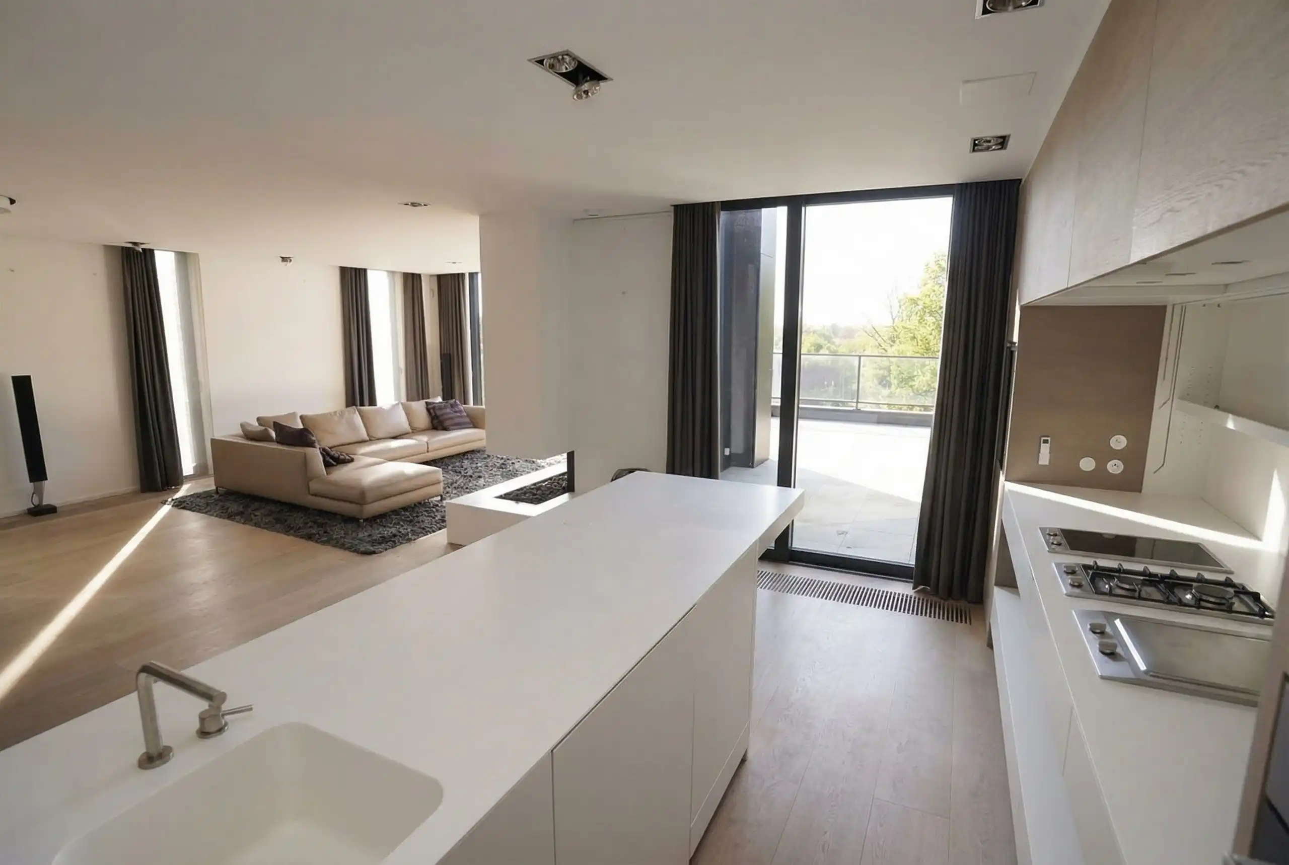 Exclusief Wonen: Luxepenthouse met Zwembadtoegang & 3 Slaapkamers! foto 5