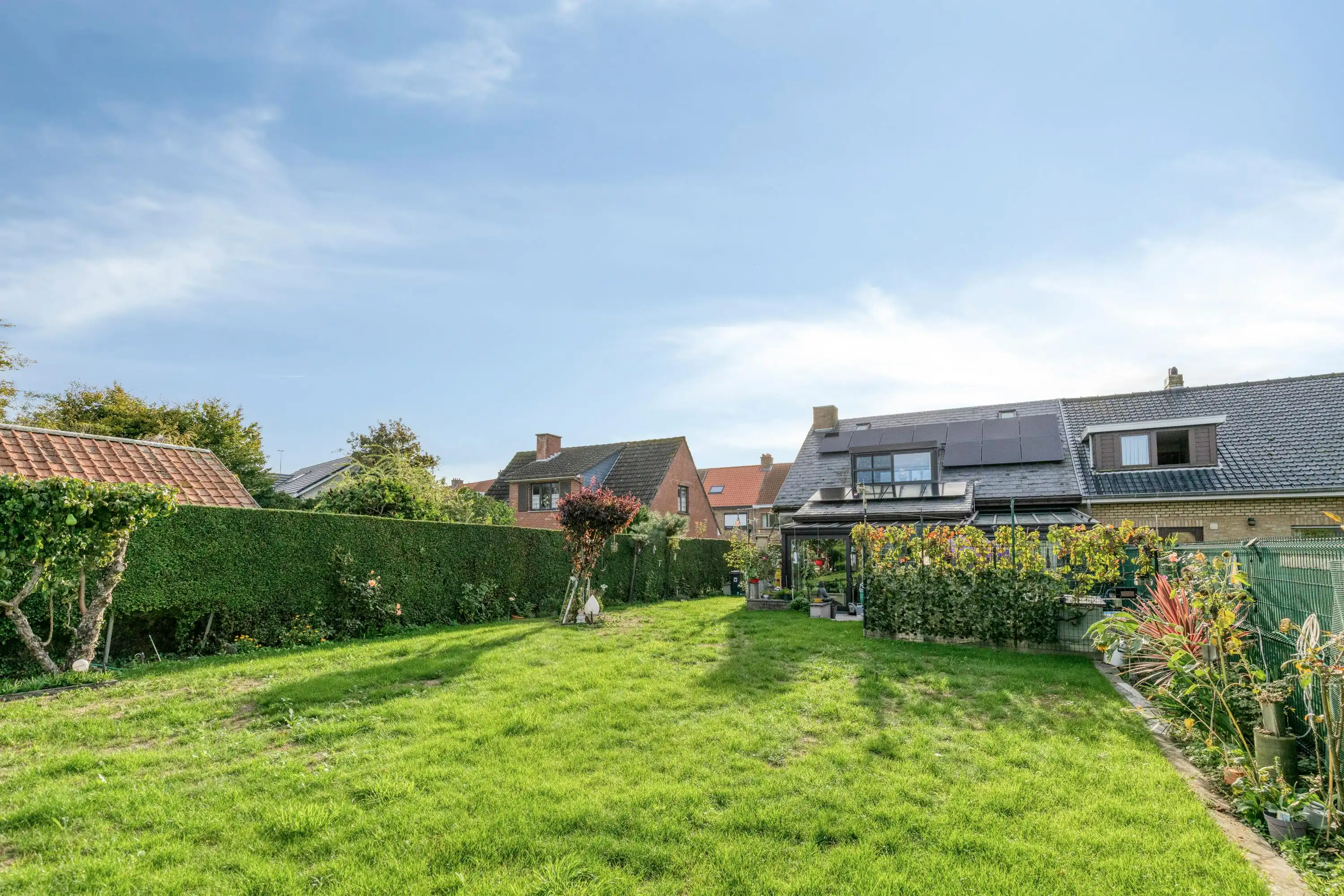 Huis met 3 slaapkamers en zonnige tuin te koop in Zeebrugge foto 4