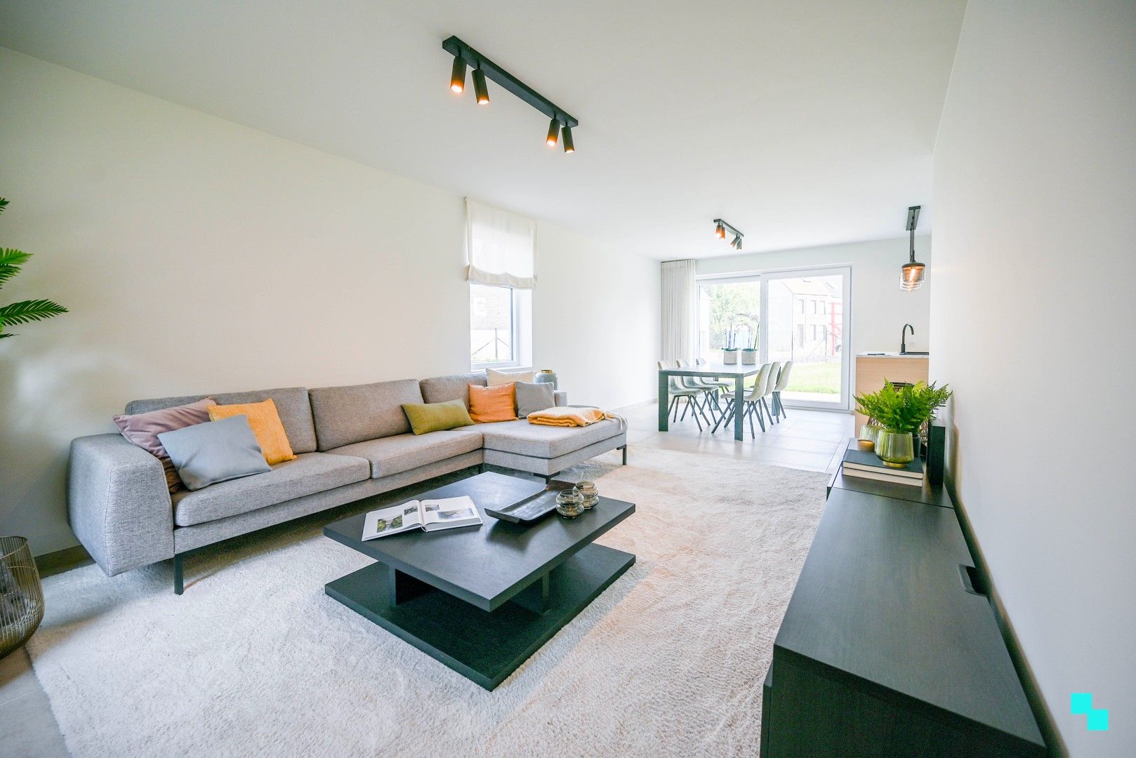 Ruime nieuwbouwwoning vlakbij het centrum van Wielsbeke foto 3
