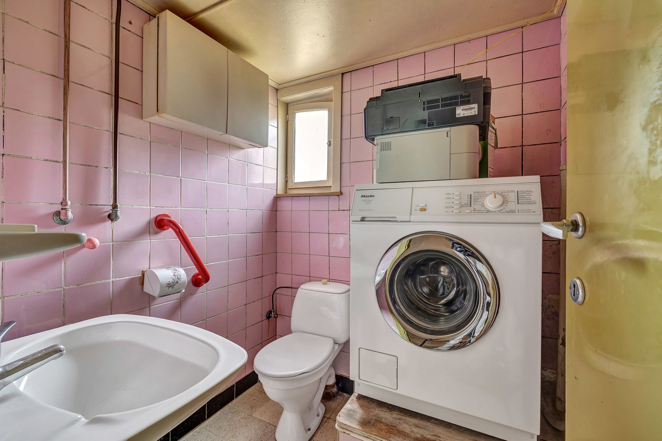Te renoveren woning met 4 slaapkamers in Aalst  foto 5