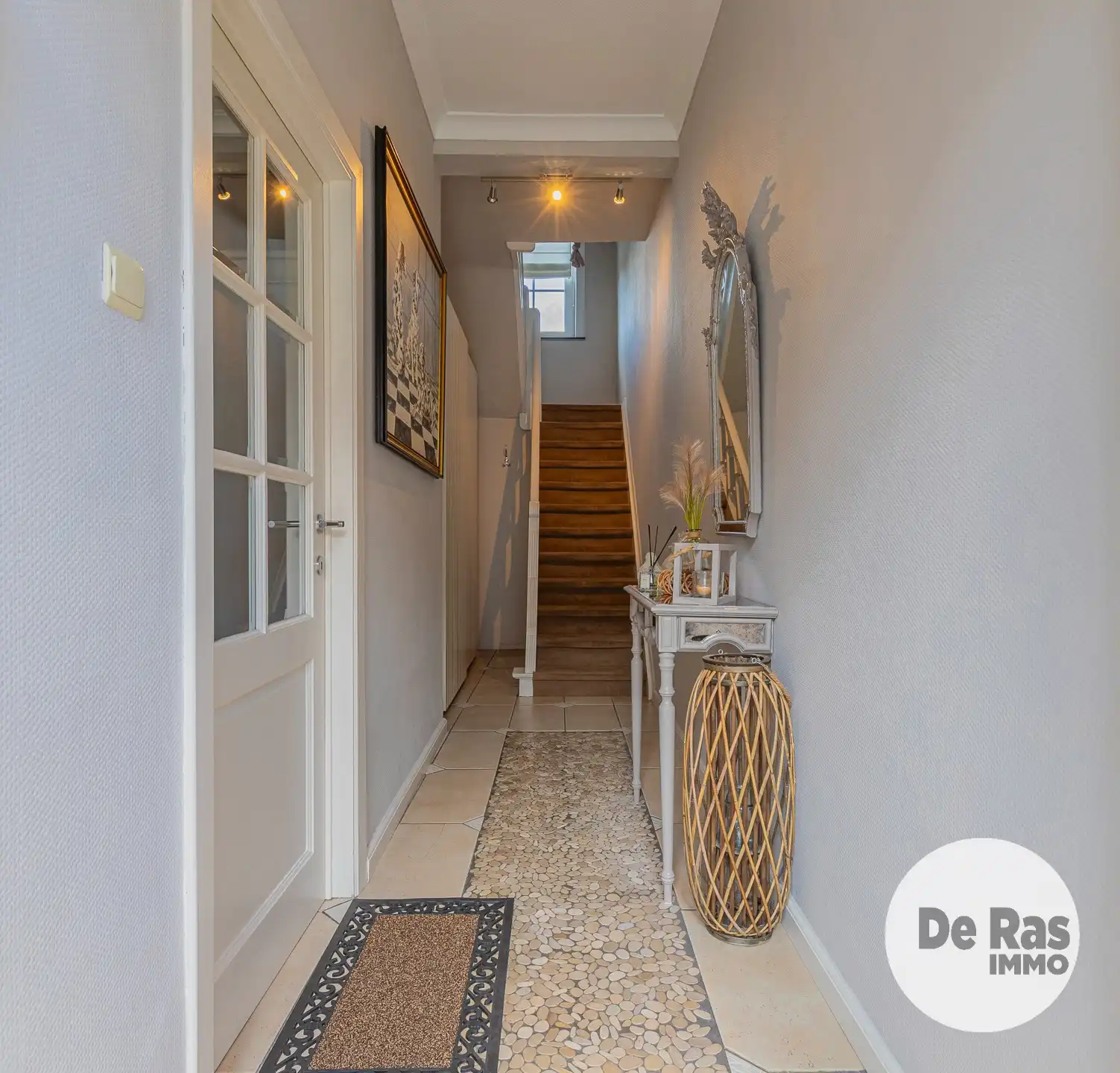 HOFSTADE –Zeer verzorgde woning met gezellige tuin en 3 slpk foto 2