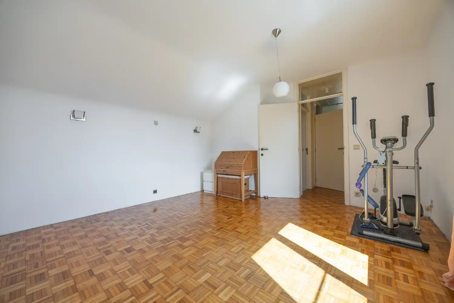 Ruime villa met drie slaapkamers op een toplocatie in Middelkerke! foto 16