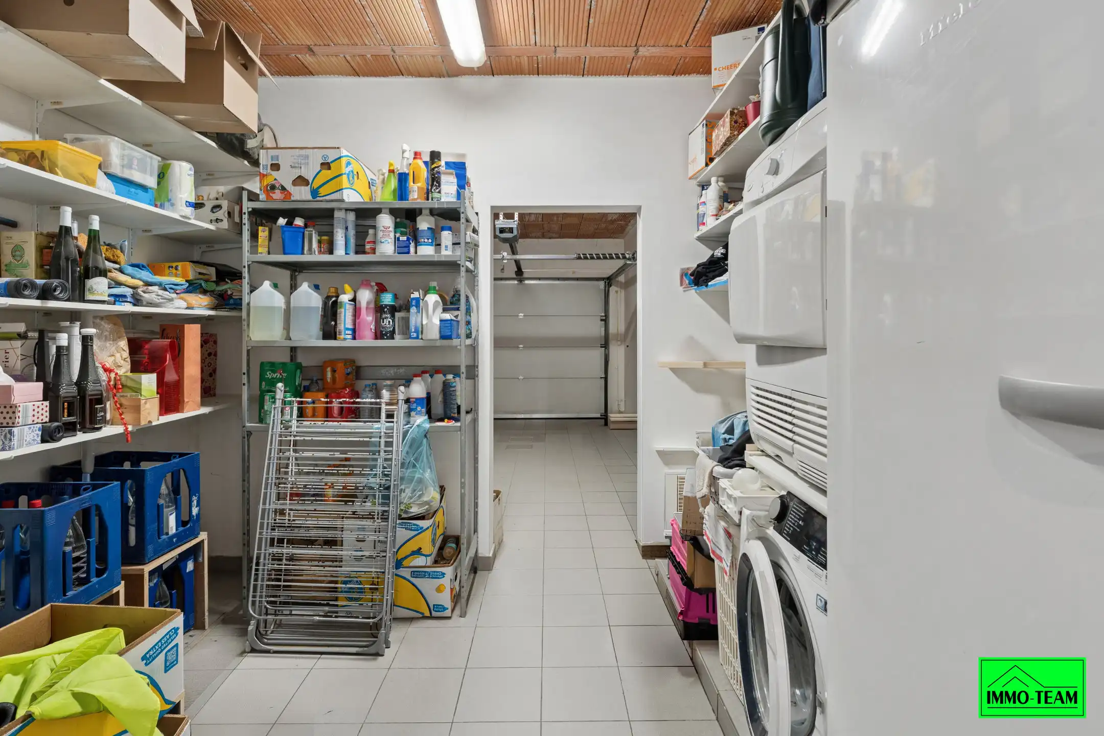 Instapklare, energiezuinige gezinswoning met tuin en garage foto 12