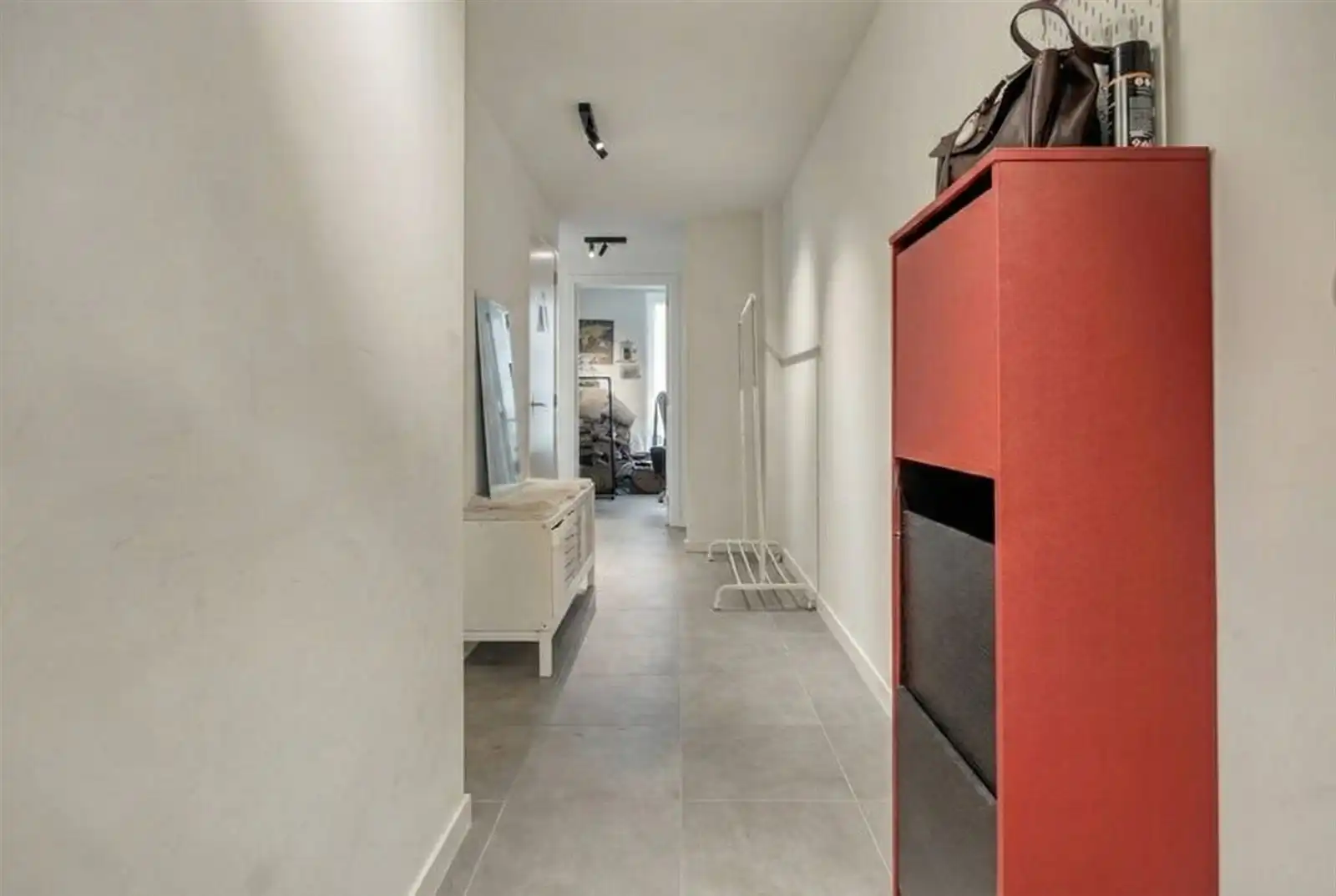 Ruim 2 slpk appartement op strategische ligging  foto 3