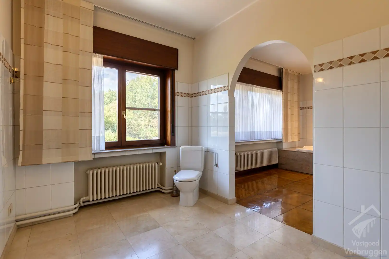 Luxueuze villa met 5 slaapkamers, bureau en ruime tuin op groot perceel in Aalst (Herdersem) foto 19