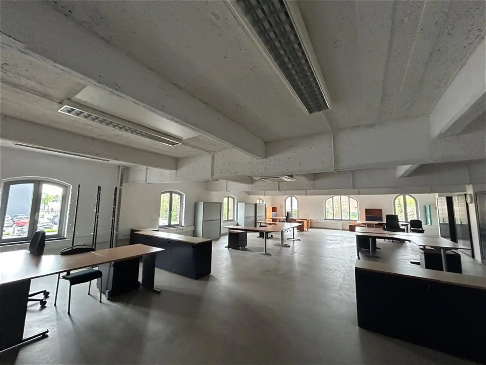 Kantoorgebouw foto 13