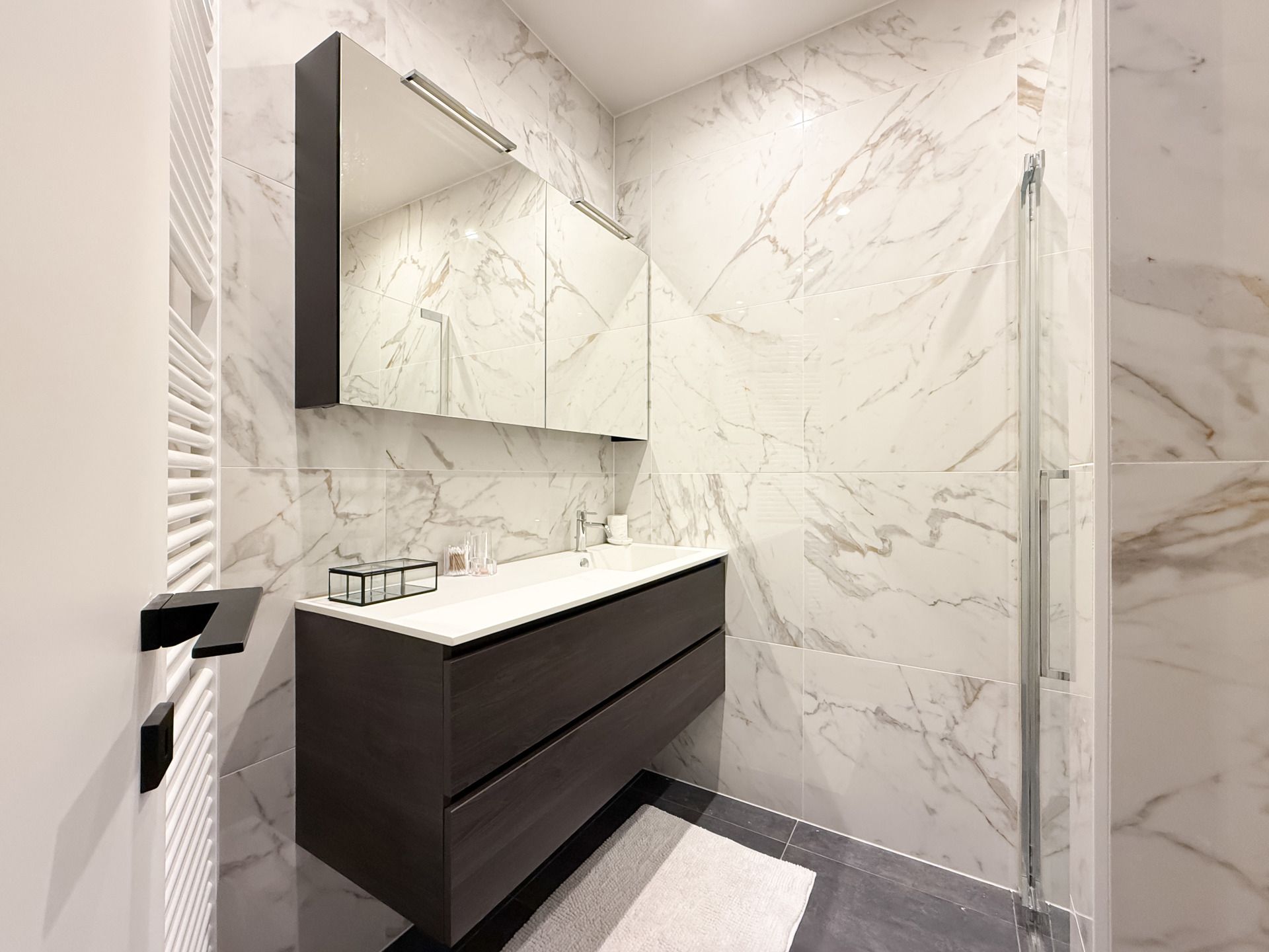 Modern appartement met zeezicht in Knokke-Duinbergen foto 15