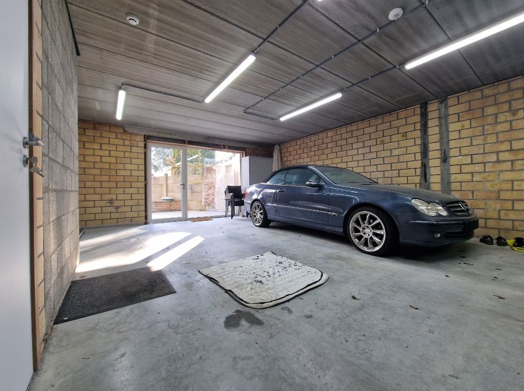Energiezuinig appartement (2slpk) met terras en garageplaats in centrum foto 12