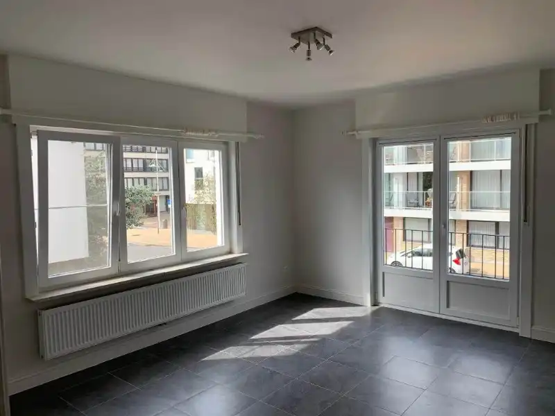 Instapklaar 2-slaapkamerappartement te huur in Zeebrugge foto 2