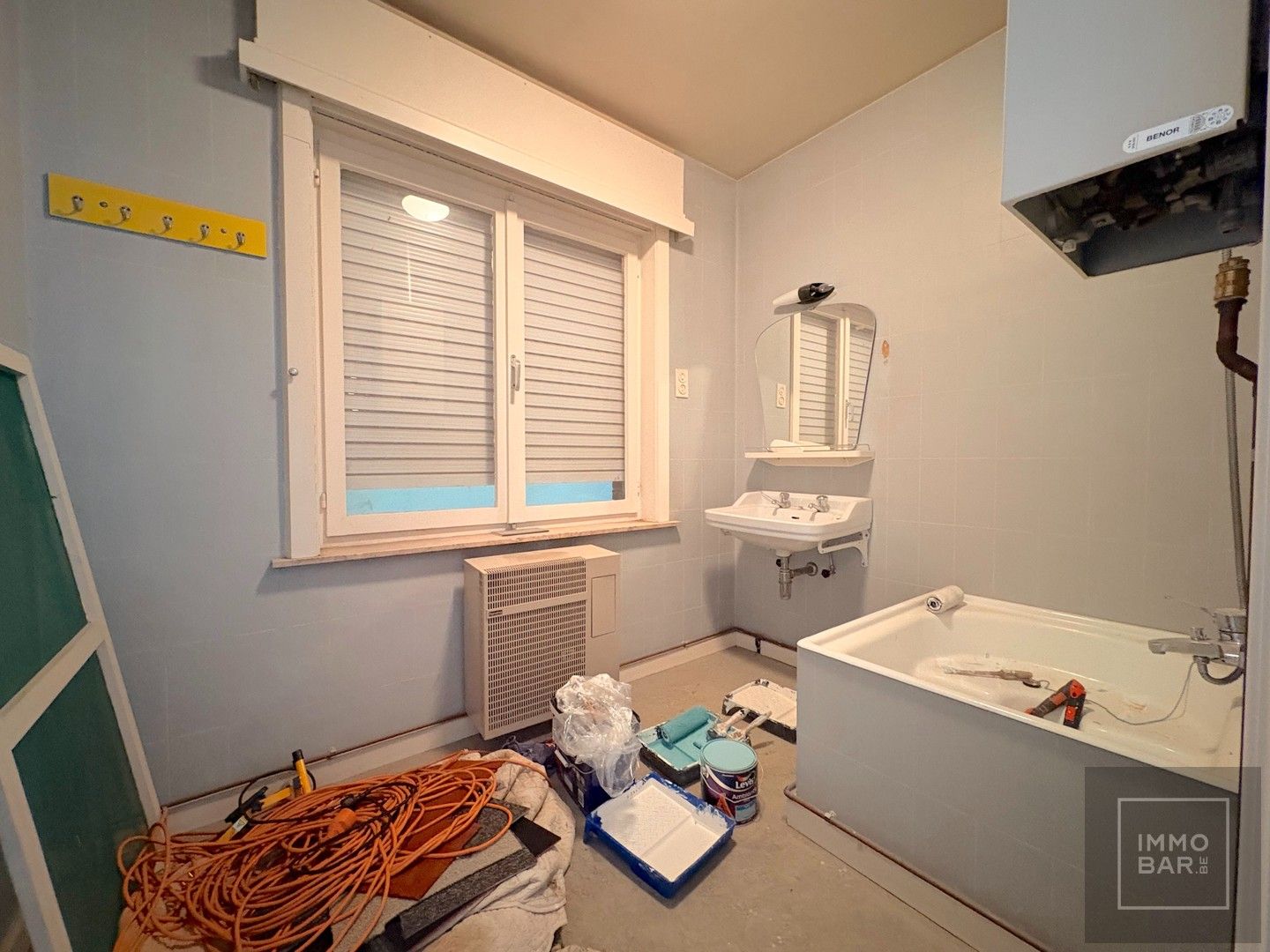 Een uniek pand dat je volledig kan omtoveren tot een prachtige woning foto 11