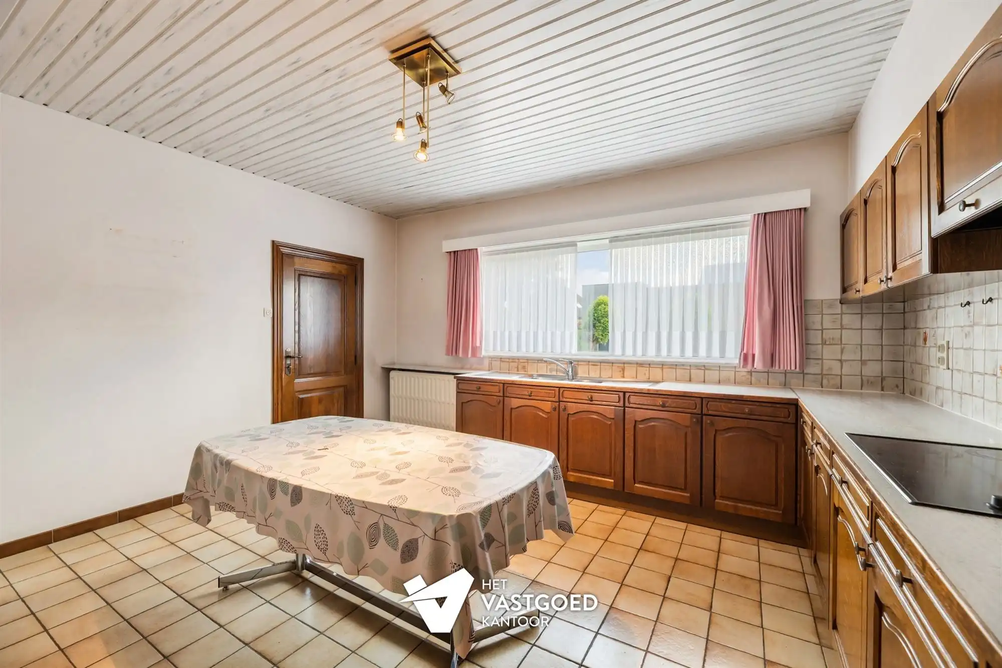 PERFECT ONDERHOUDEN WONING OP IDEALE LIGGING! foto 8