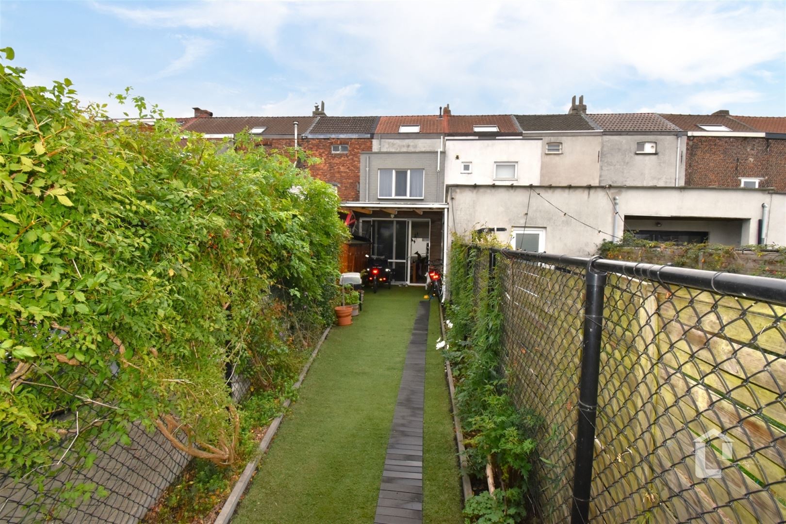Instapklare, gerenoveerde woning tussen Wondelgem en Gent foto 12