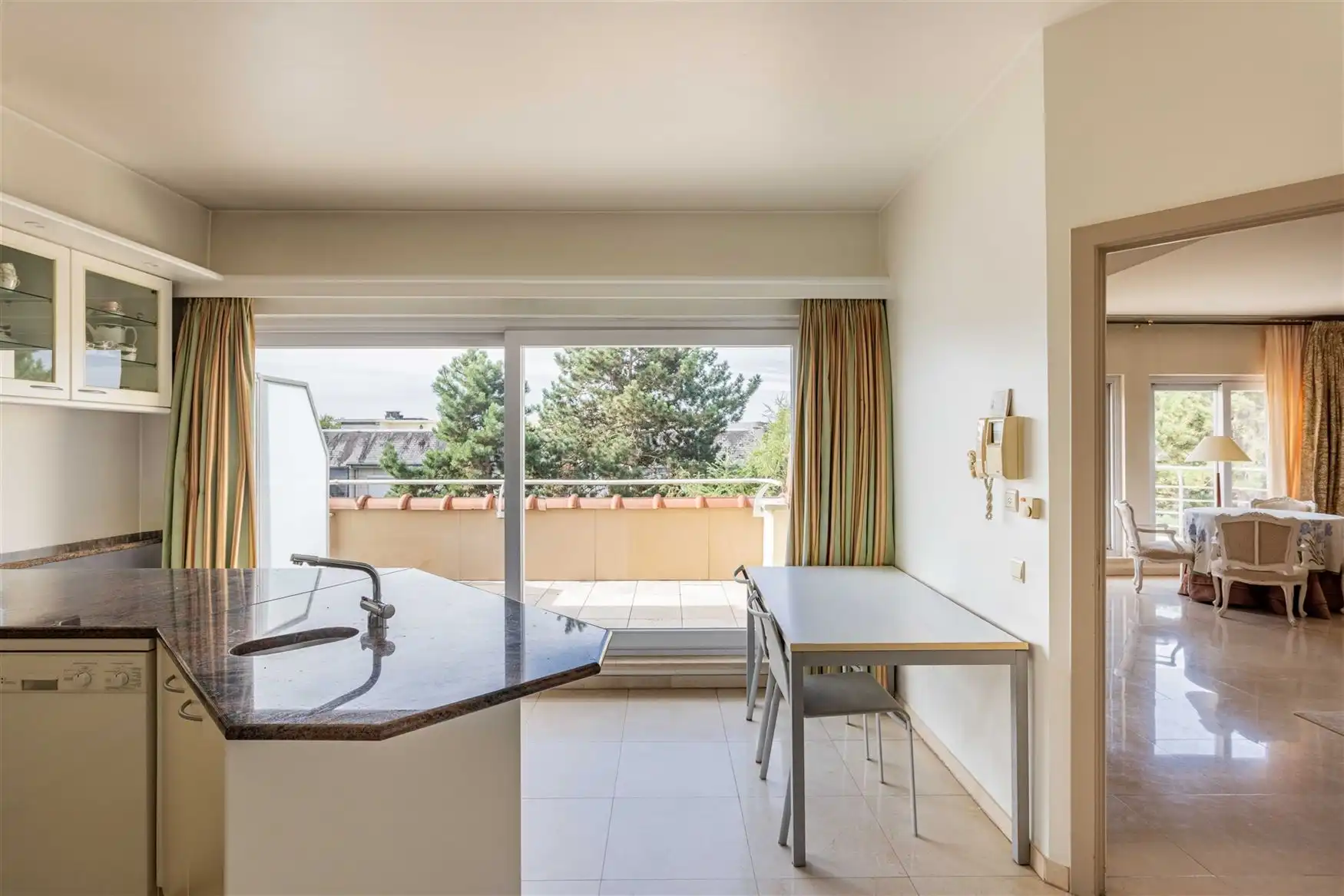 Luxueus appartement met 275 m² woonruimte en 3 terrassen foto 9