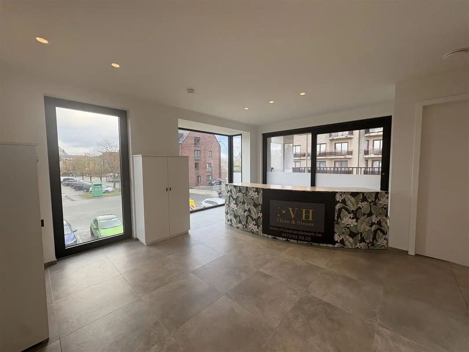 appartement te huur in centrum Eine foto 3