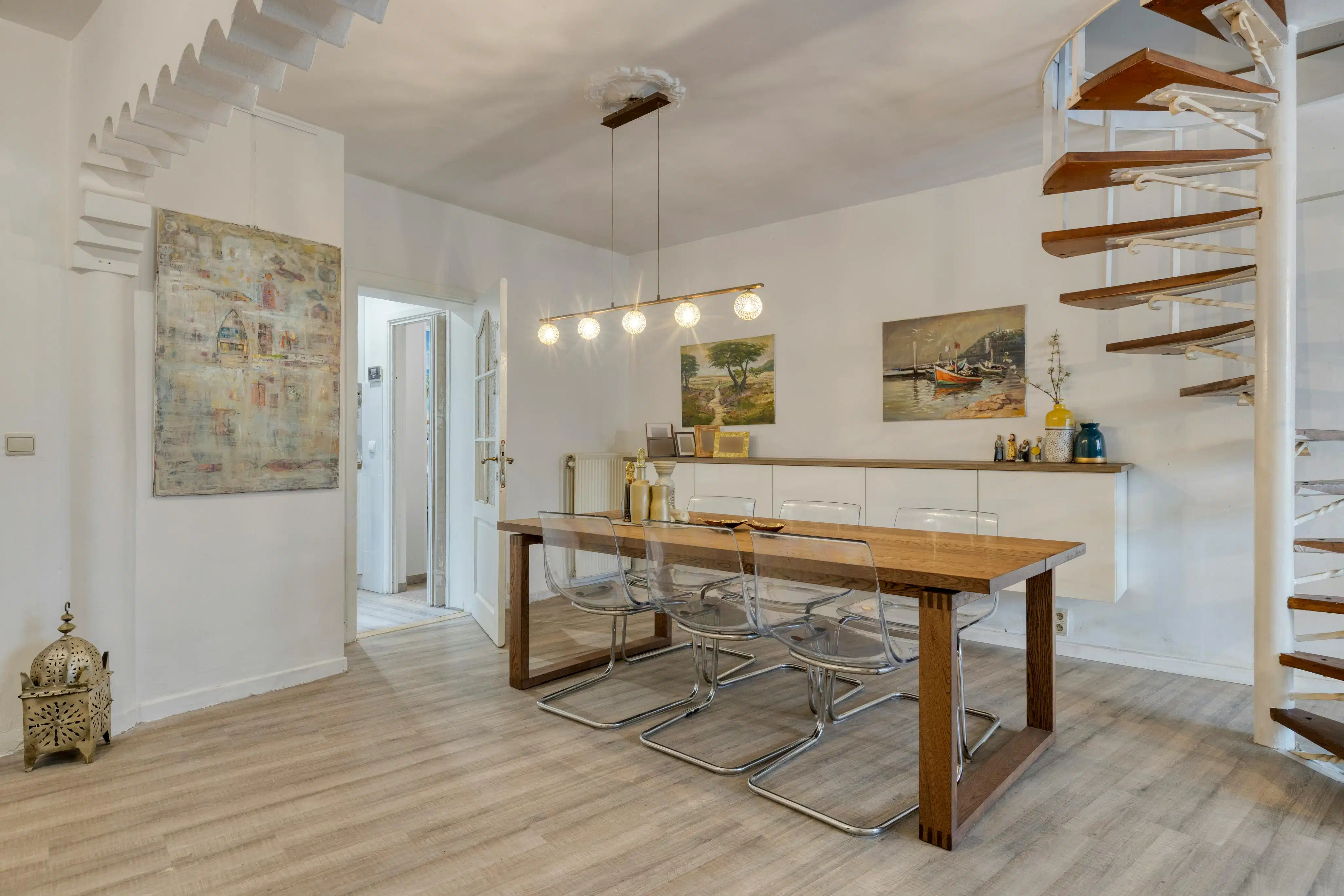 Huis met prachtige zuid-tuin te koop in een doodlopende wijk foto 4