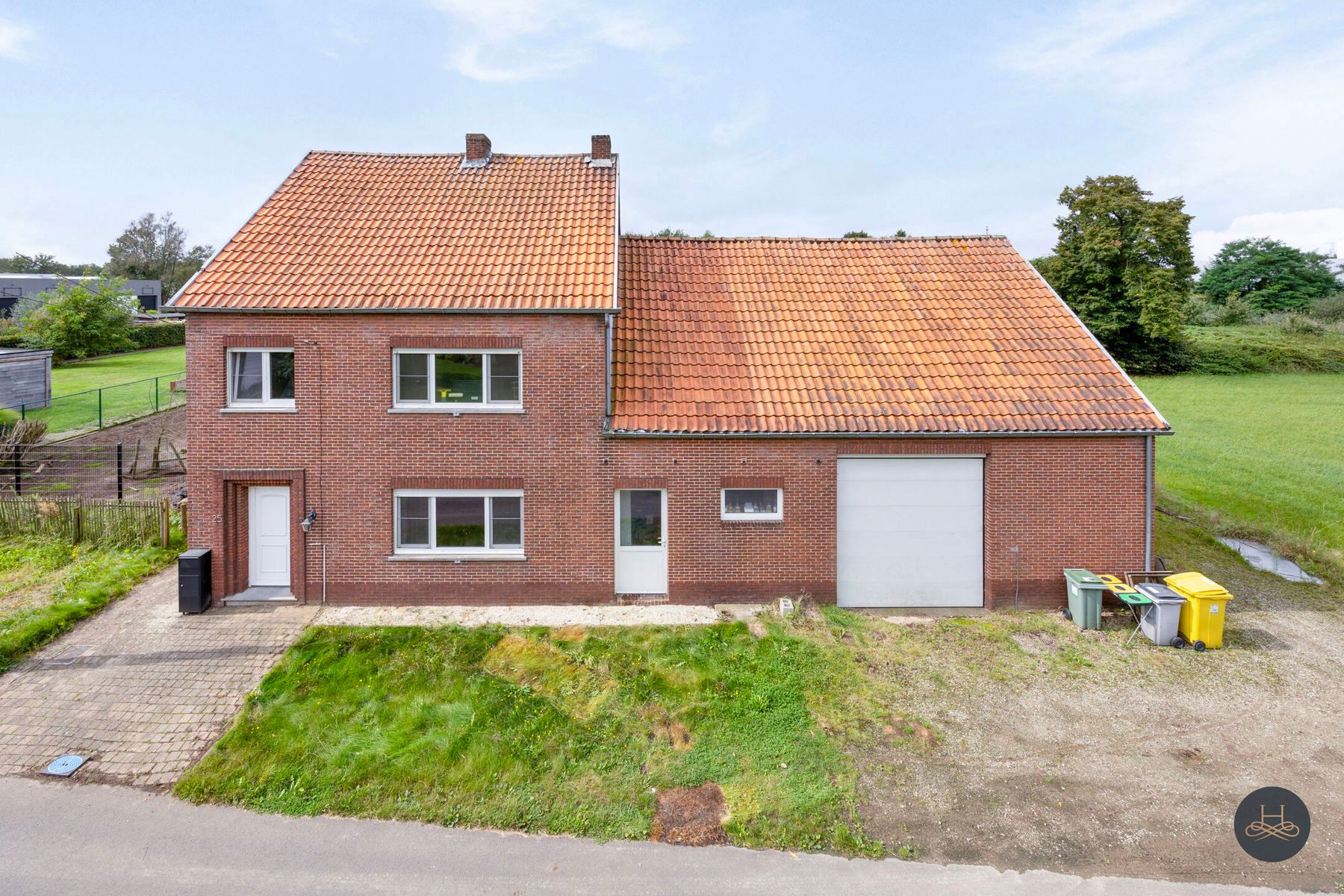 Vrijstaande woning op perceel van 32a in groene omgeving foto 4