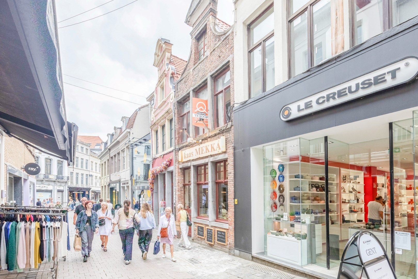 Gekend handelshuis in het commerciële centrum van de stad foto 23