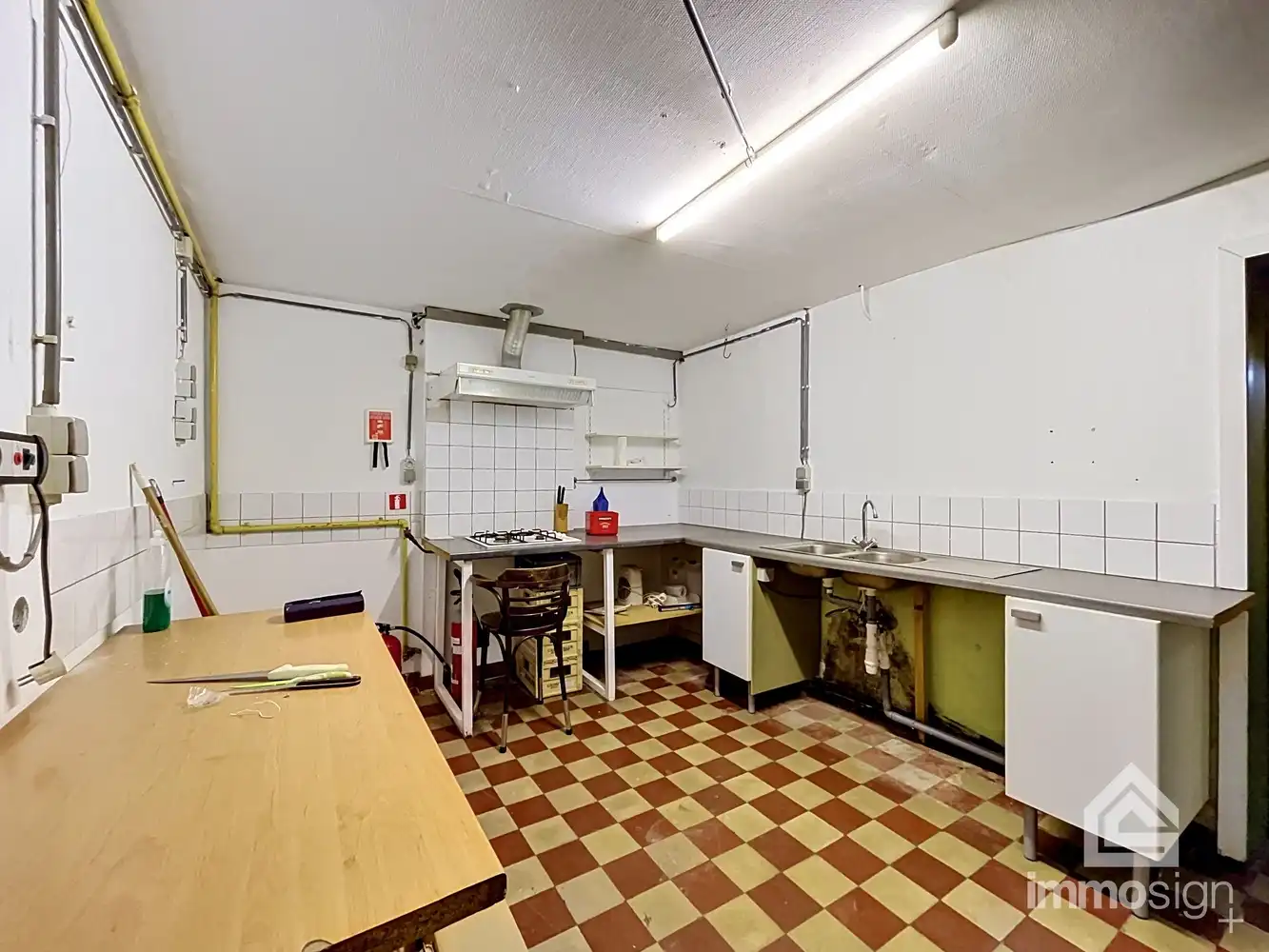 Horecakans op absolute toplocatie in hartje Bree! foto 13