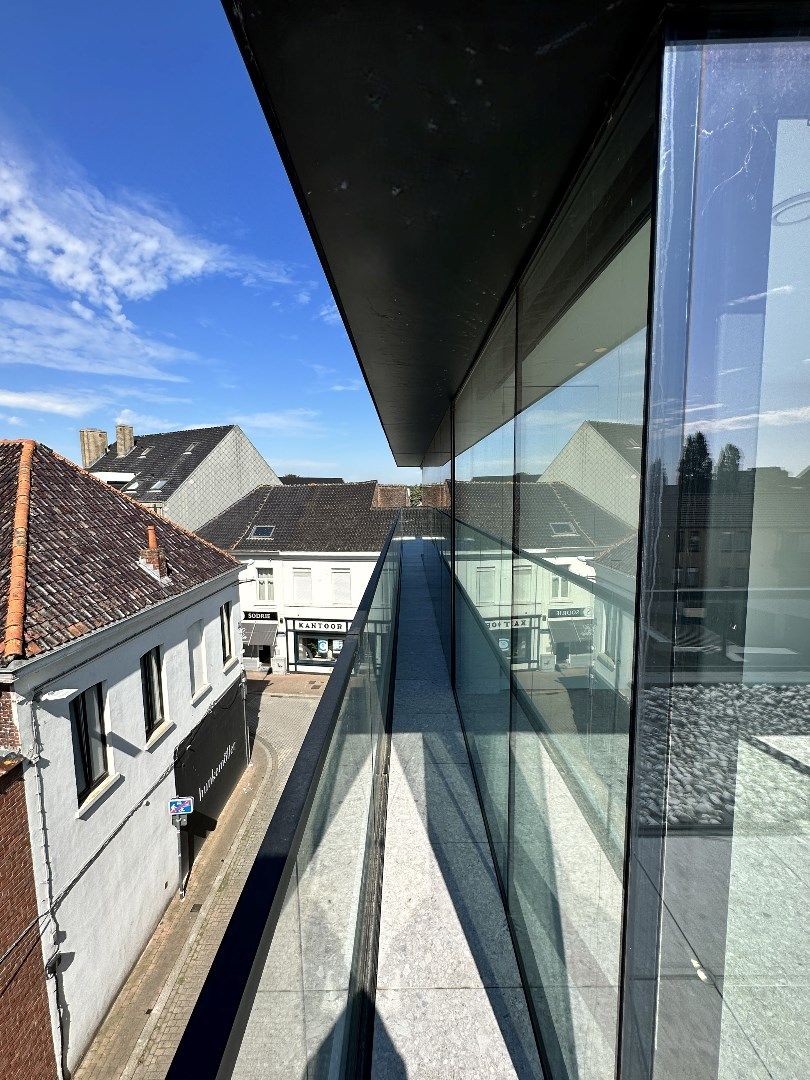 Luxe appartement (140 m²), 3 slpk, 2 badk en zonneterras(sen), centrum Torhout. foto 16