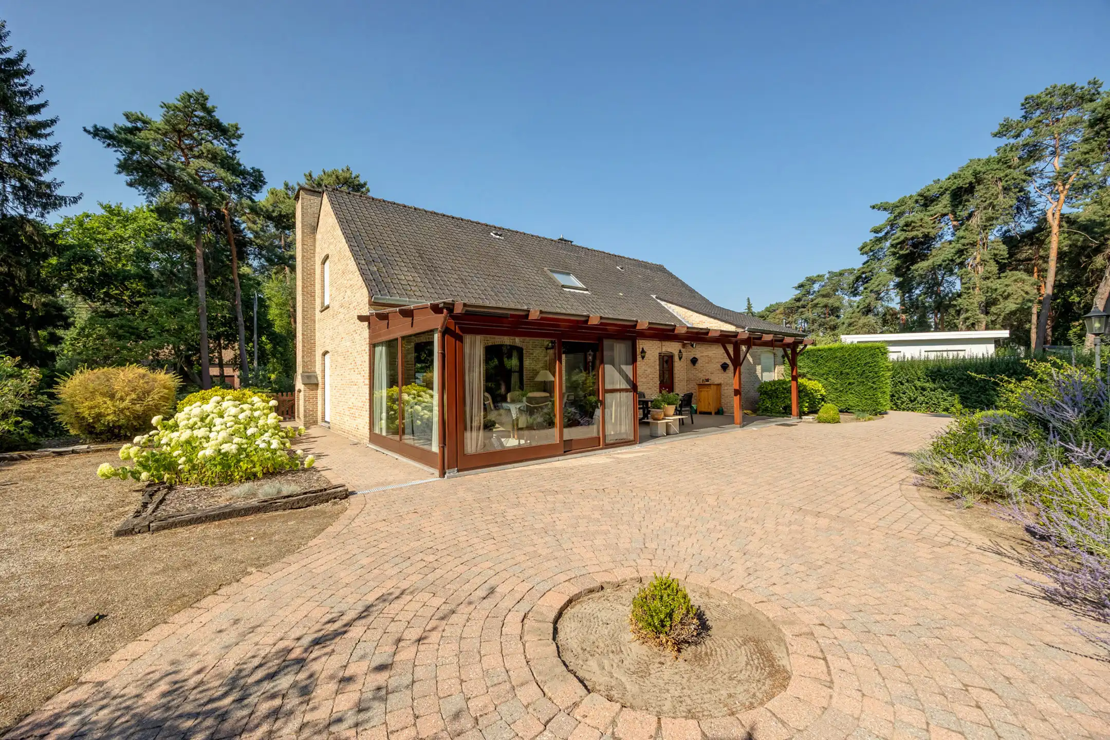 Ruime villa met prachtige tuin te Bonheiden foto 22