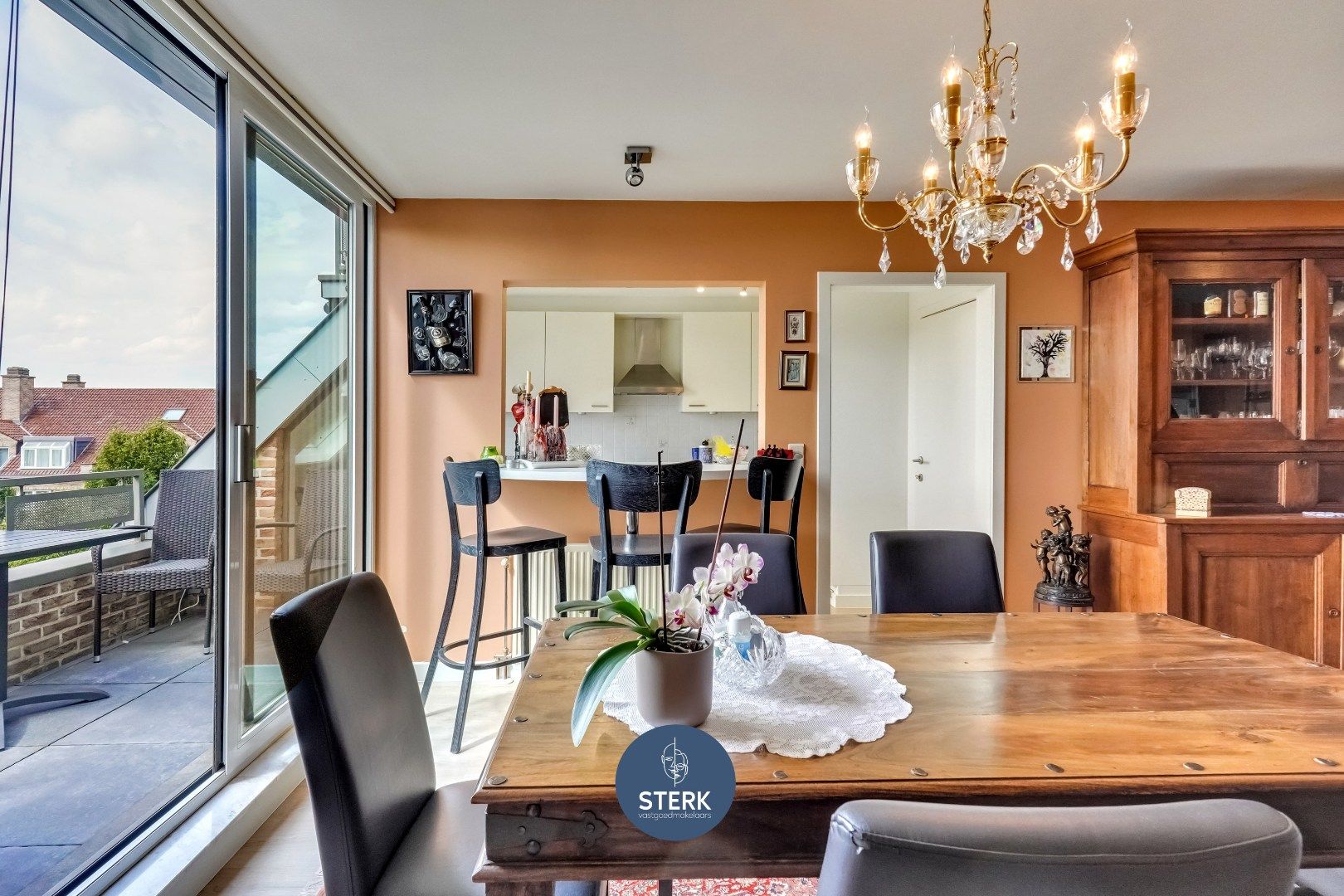 INSTAPKLAAR APPARTEMENT MET EPC LABEL B IN CENTRUM LANAKEN ! foto 6